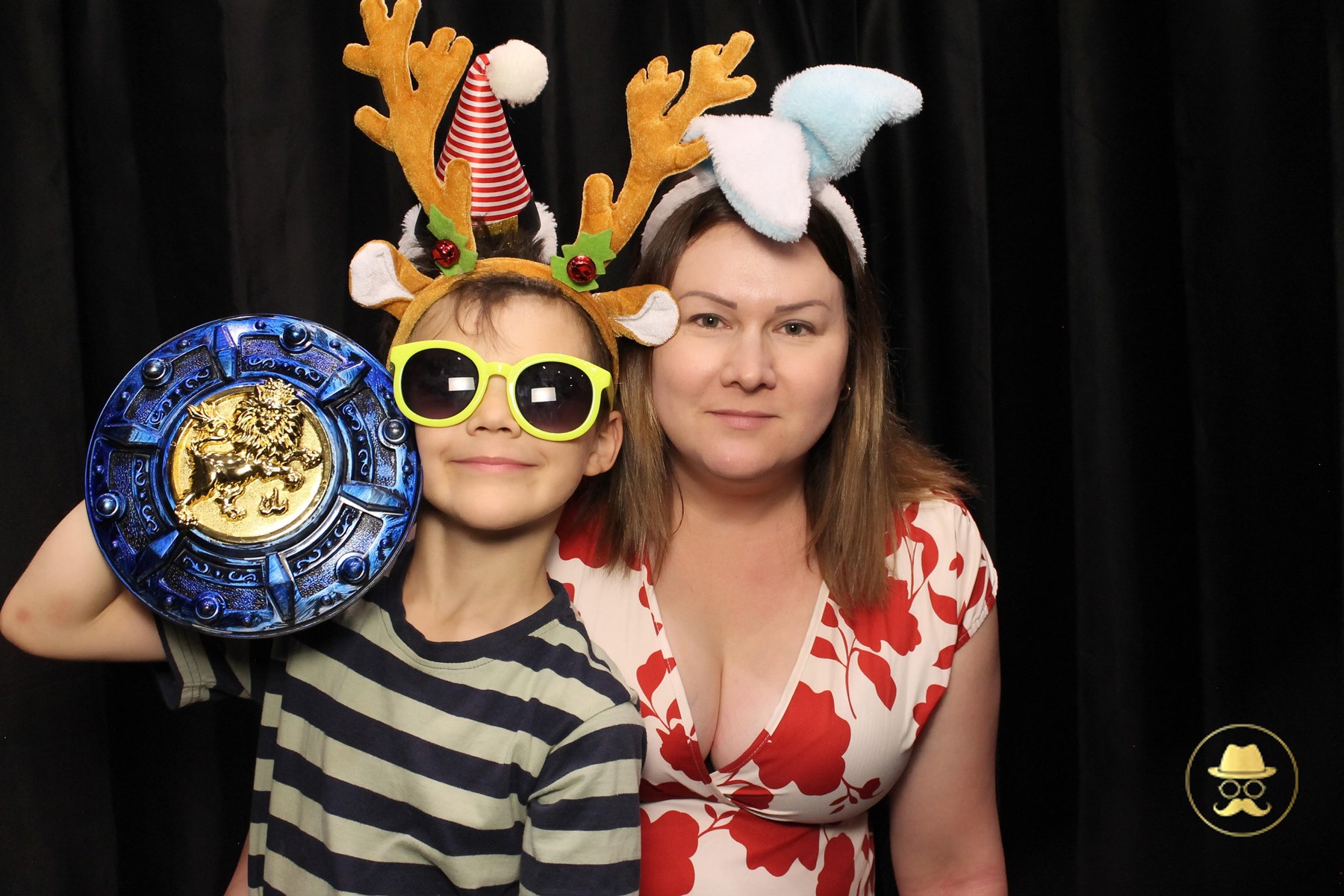 Special Children's Christmas Party | View more photos from the event at chchgallery.classicphotobooths.co.nz/u/chchcpbgallery/Special-Childrens-Christmas-Party-3