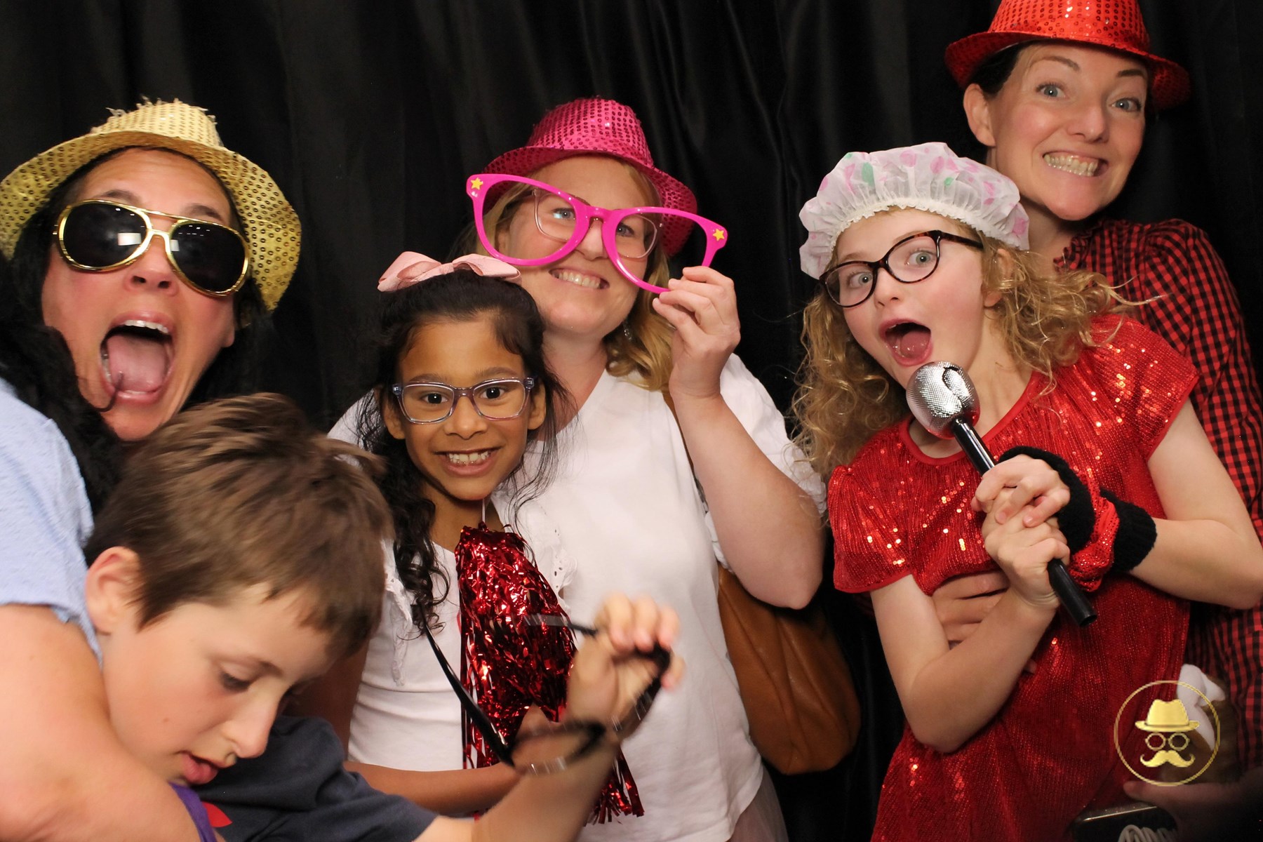 Special Children's Christmas Party | View more photos from the event at chchgallery.classicphotobooths.co.nz/u/chchcpbgallery/Special-Childrens-Christmas-Party-3