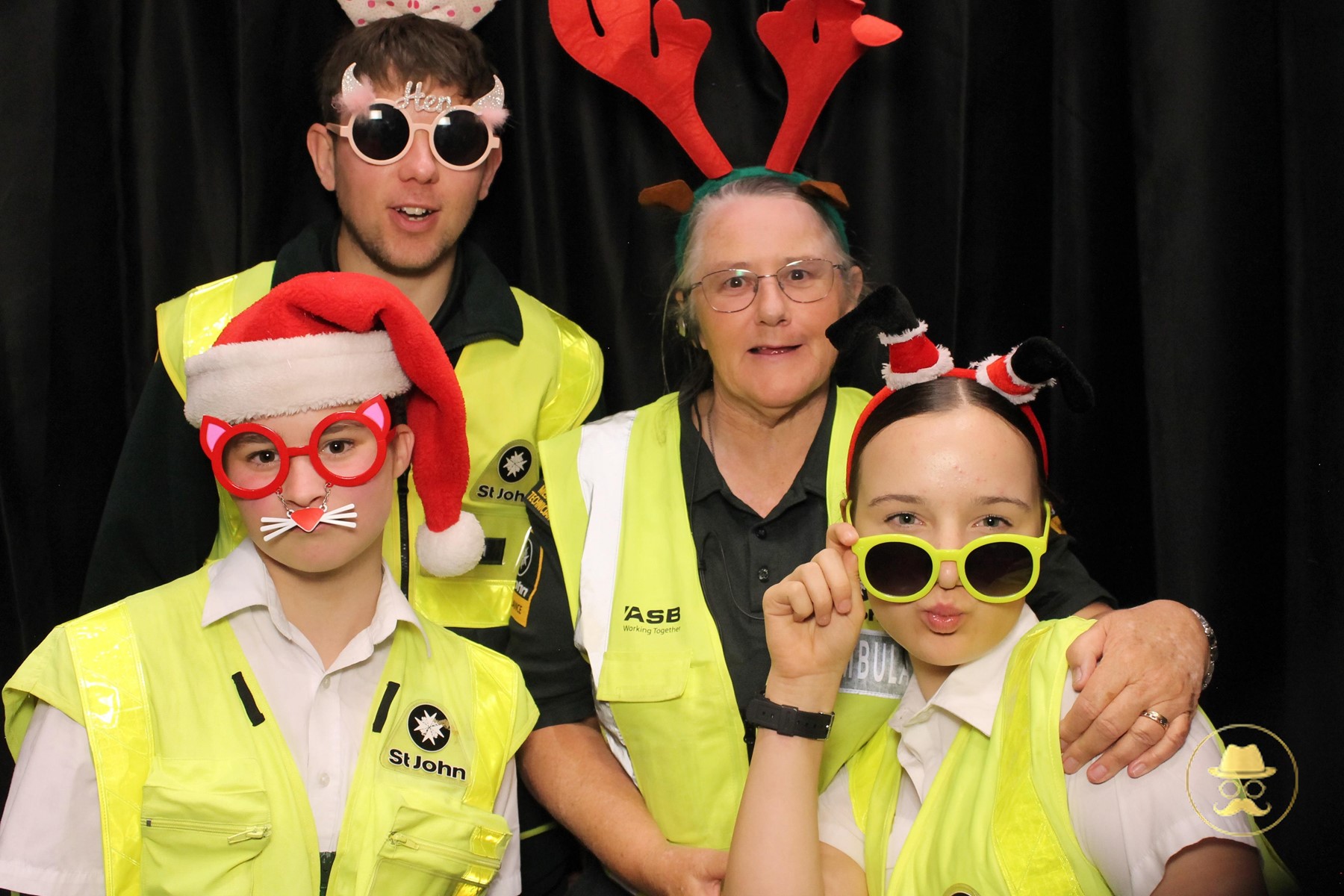 Special Children's Christmas Party | View more photos from the event at chchgallery.classicphotobooths.co.nz/u/chchcpbgallery/Special-Childrens-Christmas-Party-3