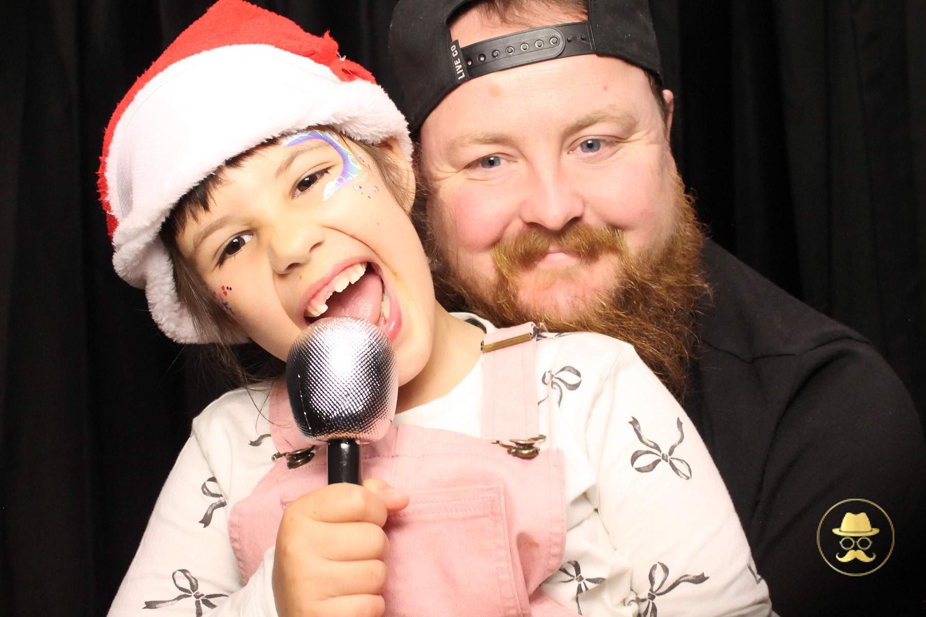 Special Children's Christmas Party | View more photos from the event at chchgallery.classicphotobooths.co.nz/u/chchcpbgallery/Special-Childrens-Christmas-Party-3