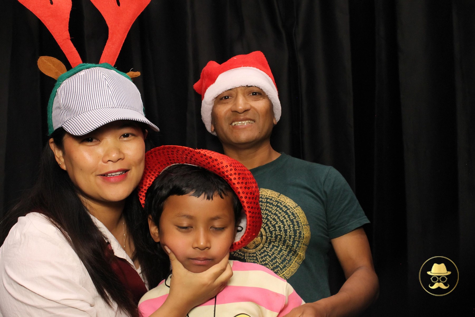 Special Children's Christmas Party | View more photos from the event at chchgallery.classicphotobooths.co.nz/u/chchcpbgallery/Special-Childrens-Christmas-Party-3