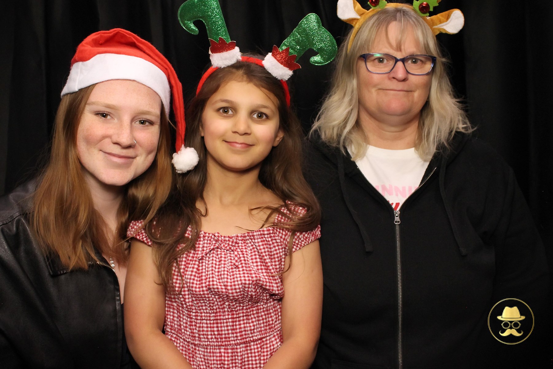 Special Children's Christmas Party | View more photos from the event at chchgallery.classicphotobooths.co.nz/u/chchcpbgallery/Special-Childrens-Christmas-Party-3