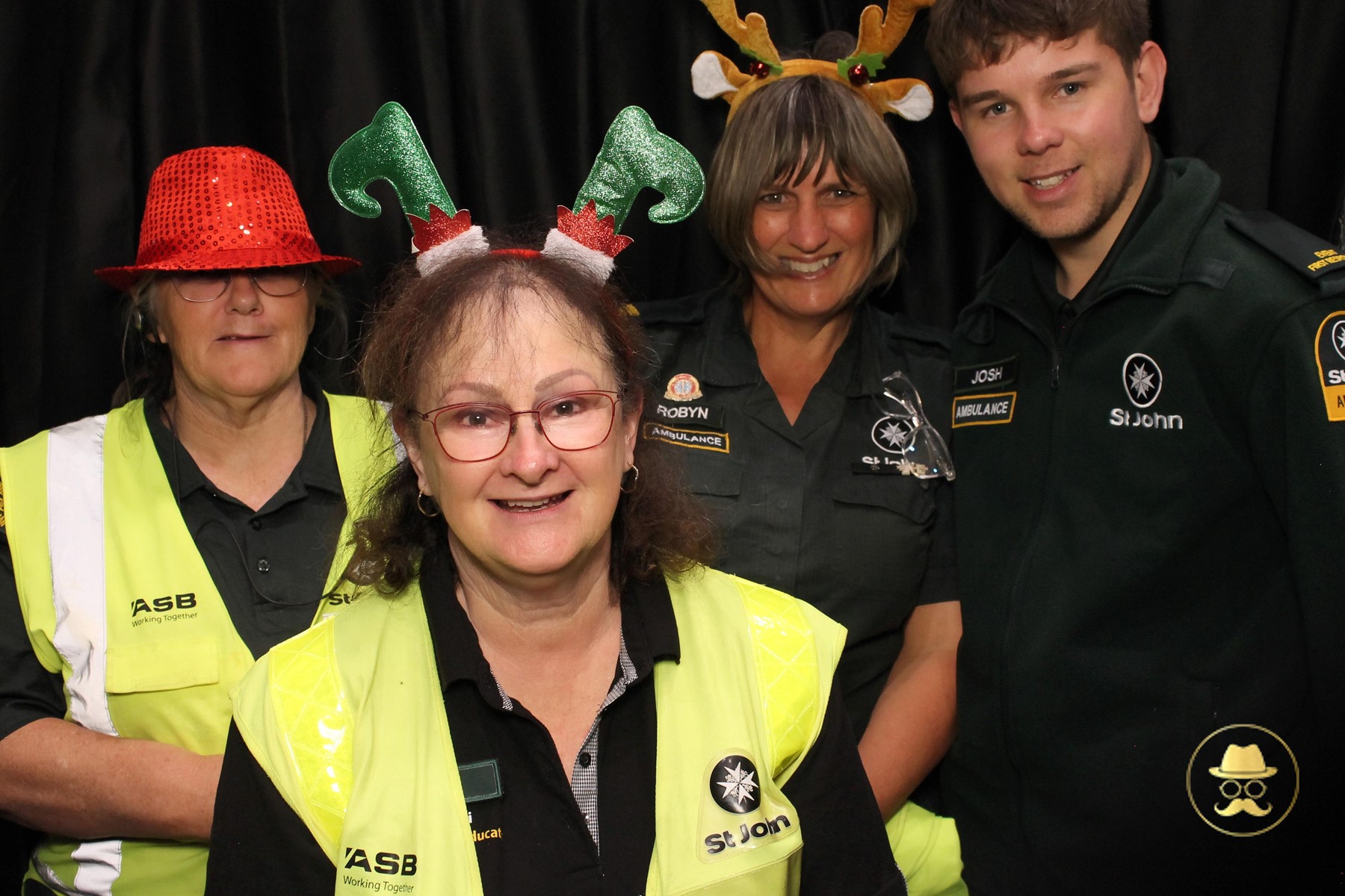 Special Children's Christmas Party | View more photos from the event at chchgallery.classicphotobooths.co.nz/u/chchcpbgallery/Special-Childrens-Christmas-Party-3