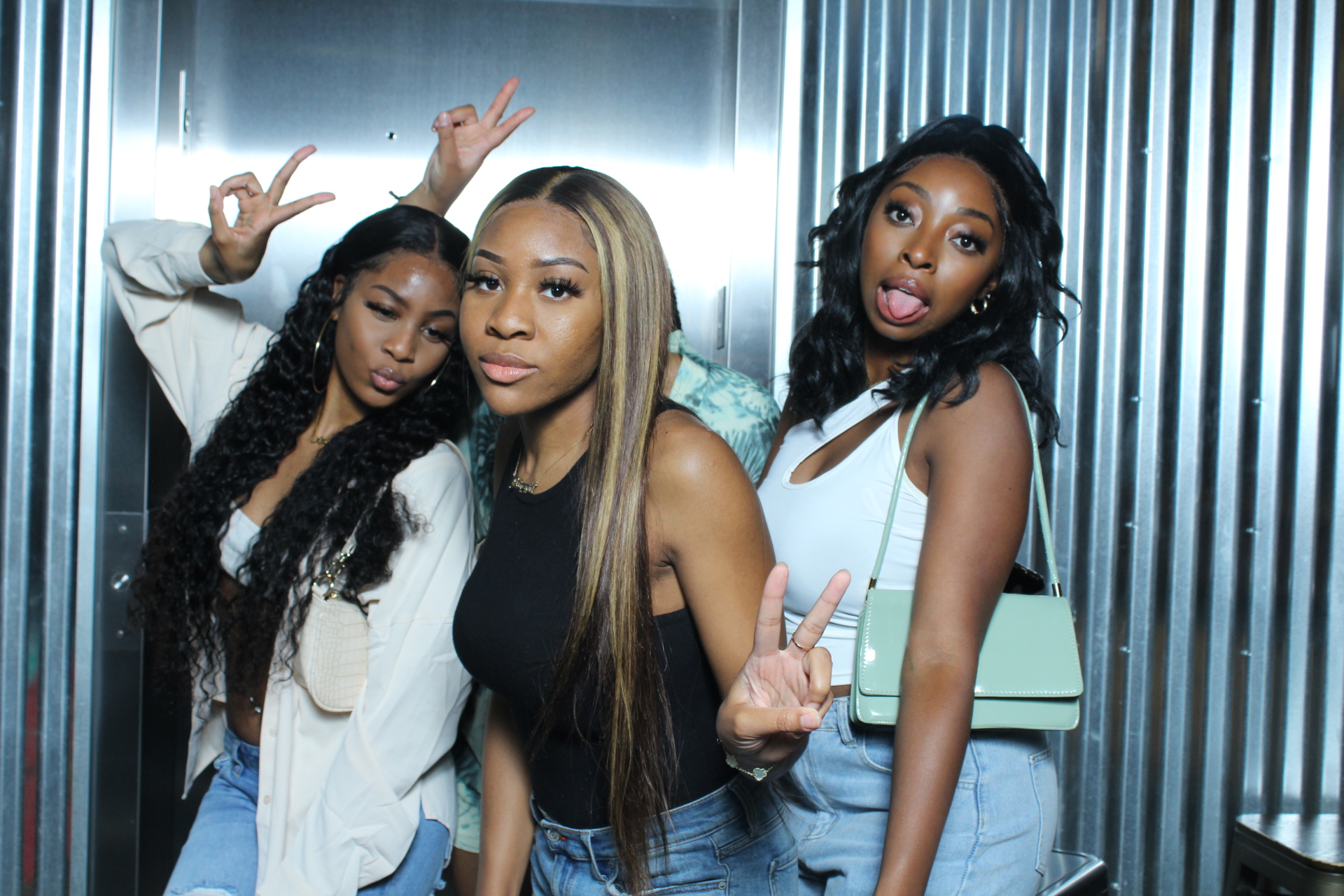 Sunday Funday - June 12th, 2022 | View more photos from the event at gallery.magicmirrorrentalservices.com/u/magicmirror/Sunday-Funday-June-12th-2022