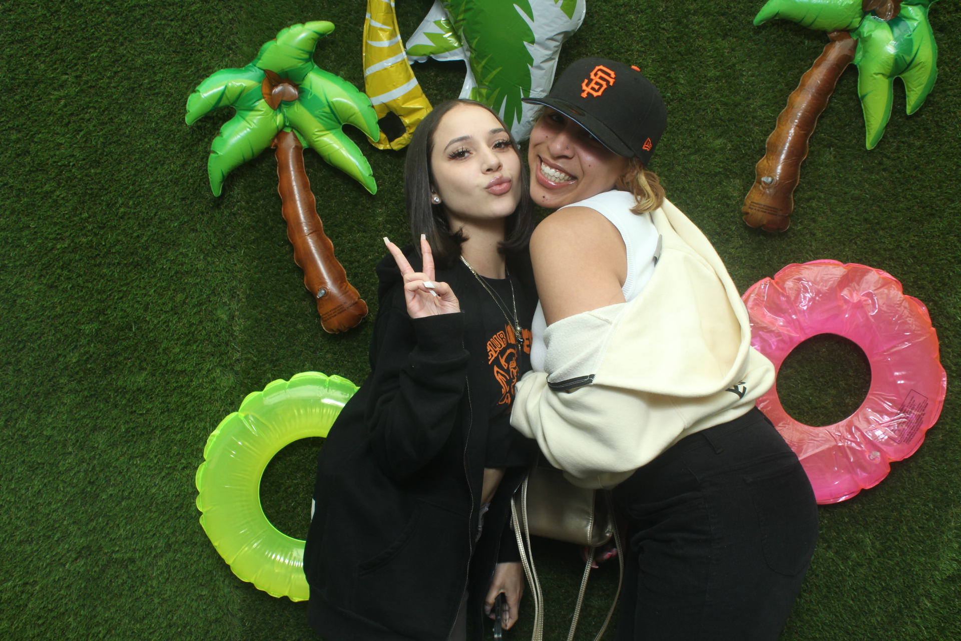 Casa Amor (Love Island) - June 3rd, 2023 | View more photos from the event at gallery.magicmirrorrentalservices.com/u/magicmirror/Casa-Amor-Love-Island-June-3rd-2023