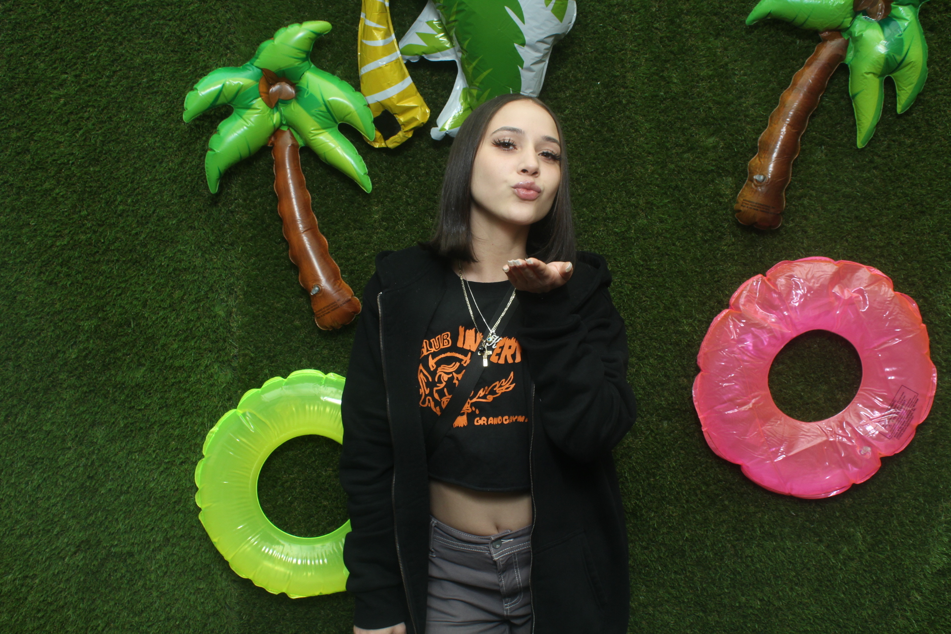 Casa Amor (Love Island) - June 3rd, 2023 | View more photos from the event at gallery.magicmirrorrentalservices.com/u/magicmirror/Casa-Amor-Love-Island-June-3rd-2023