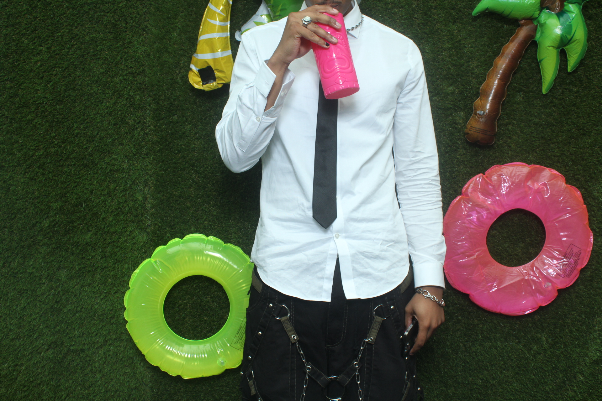 Casa Amor (Love Island) - June 3rd, 2023 | View more photos from the event at gallery.magicmirrorrentalservices.com/u/magicmirror/Casa-Amor-Love-Island-June-3rd-2023