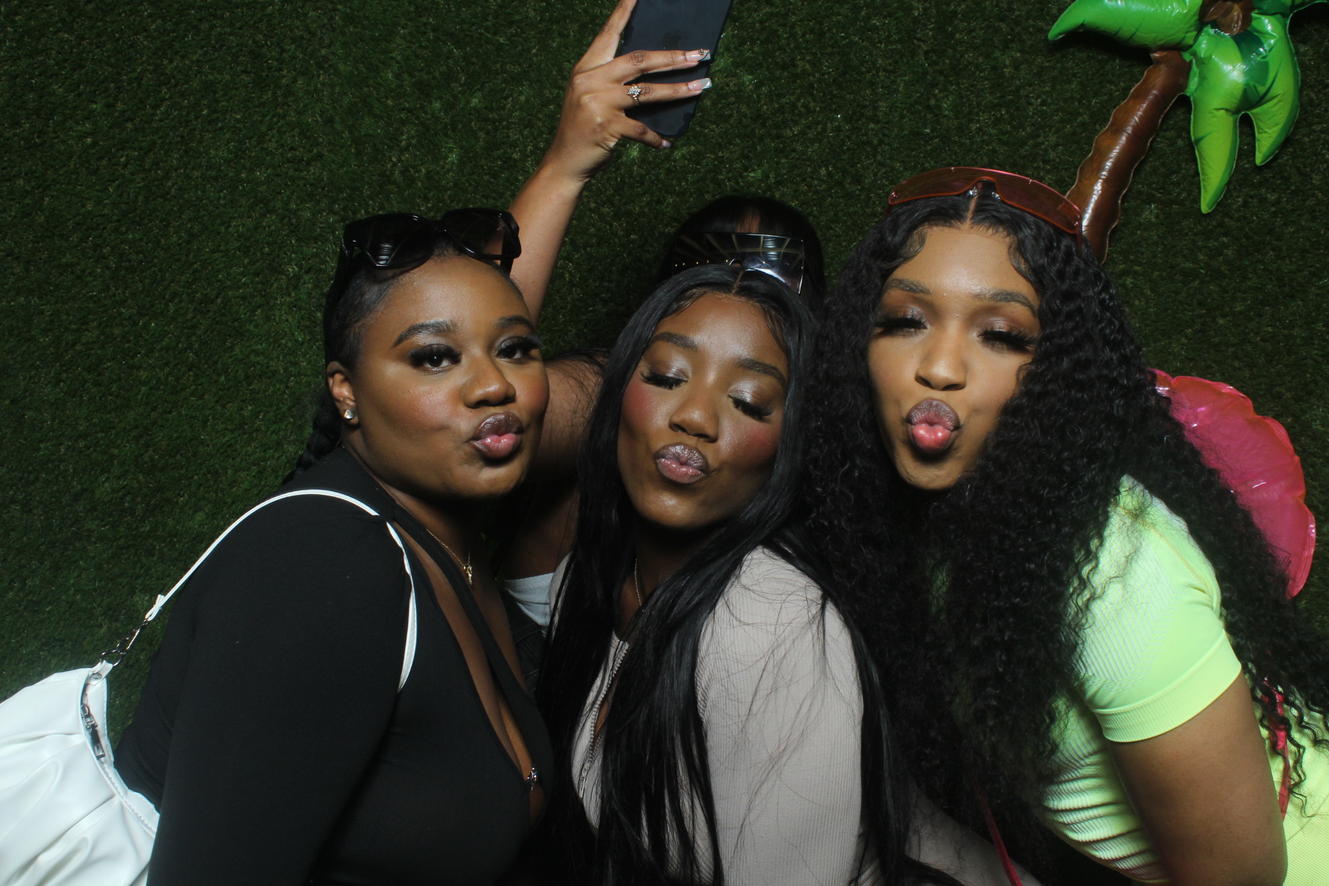 Casa Amor (Love Island) - June 3rd, 2023 | View more photos from the event at gallery.magicmirrorrentalservices.com/u/magicmirror/Casa-Amor-Love-Island-June-3rd-2023