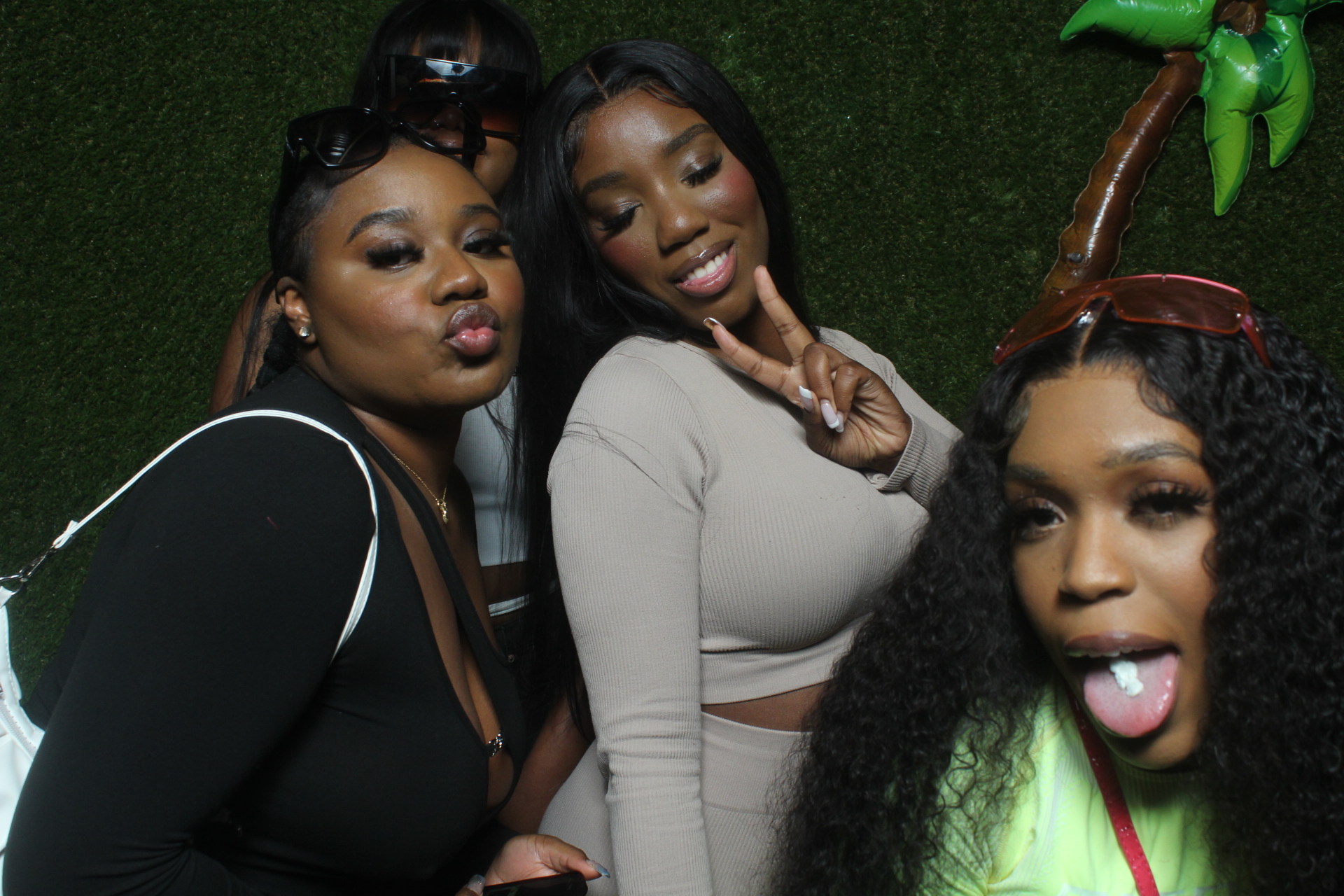 Casa Amor (Love Island) - June 3rd, 2023 | View more photos from the event at gallery.magicmirrorrentalservices.com/u/magicmirror/Casa-Amor-Love-Island-June-3rd-2023