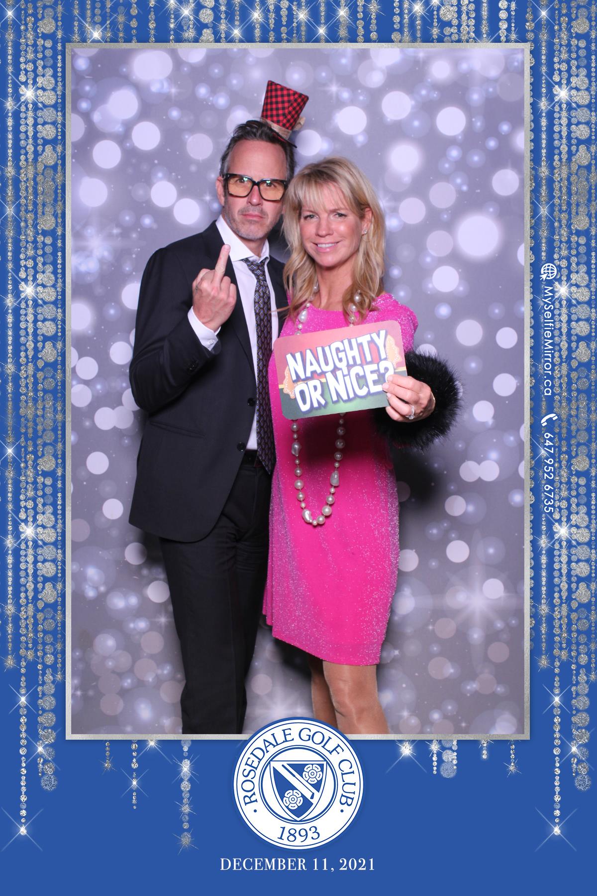 Rosedale Golf Club Christmas | View more photos from the event at gallery.myselfiemirror.ca/u/romanmyselfiemirrorca/Rosedale-Golf-Club-Christmas