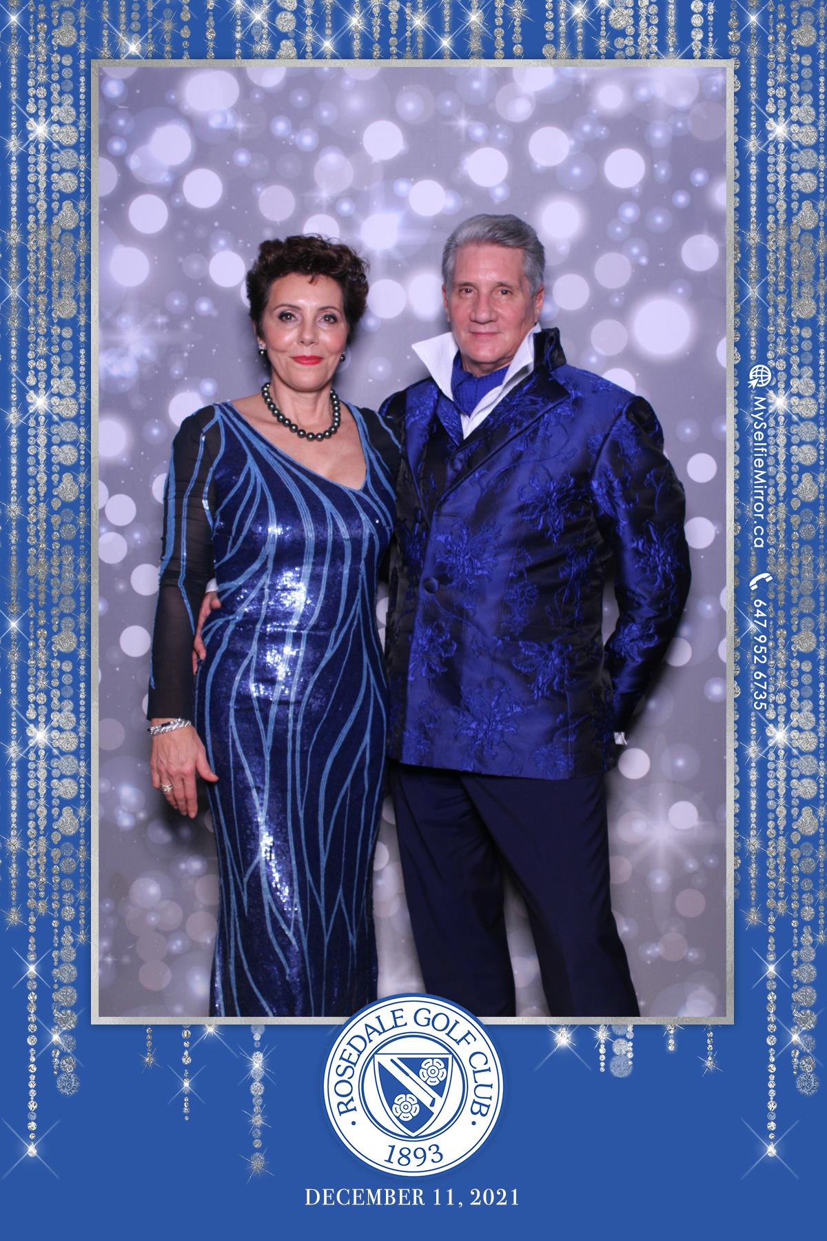 Rosedale Golf Club Christmas | View more photos from the event at gallery.myselfiemirror.ca/u/romanmyselfiemirrorca/Rosedale-Golf-Club-Christmas