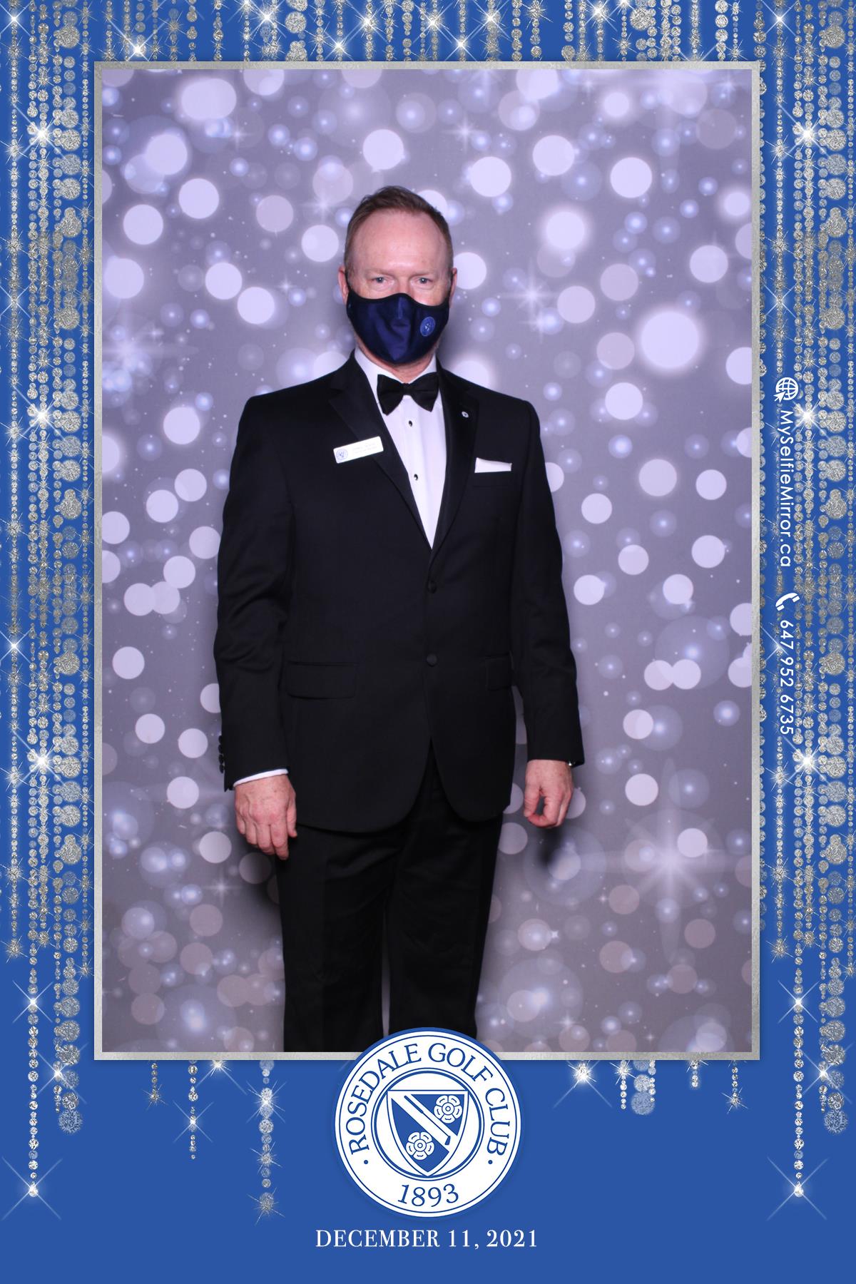 Rosedale Golf Club Christmas | View more photos from the event at gallery.myselfiemirror.ca/u/romanmyselfiemirrorca/Rosedale-Golf-Club-Christmas