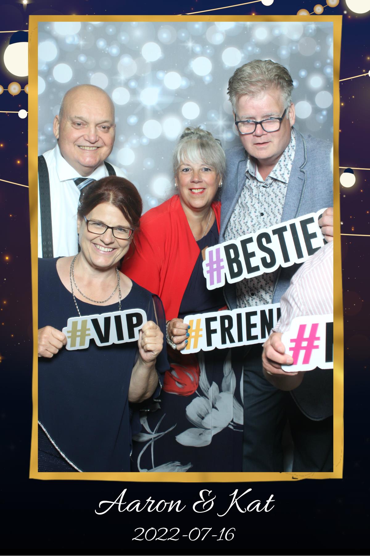 Aaron & Kat | View more photos from the event at gallery.myselfiemirror.ca/u/romanmyselfiemirrorca/Aaron-Kat