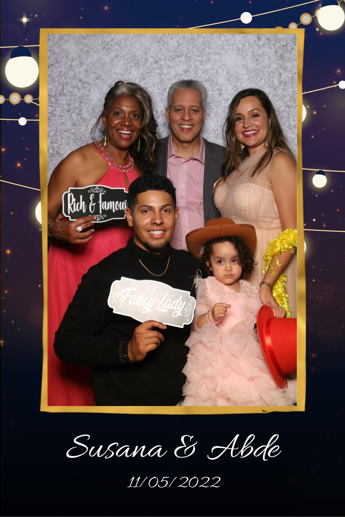 Abde & Susana | View more photos from the event at gallery.myselfiemirror.ca/u/romanmyselfiemirrorca/Abde-Susana