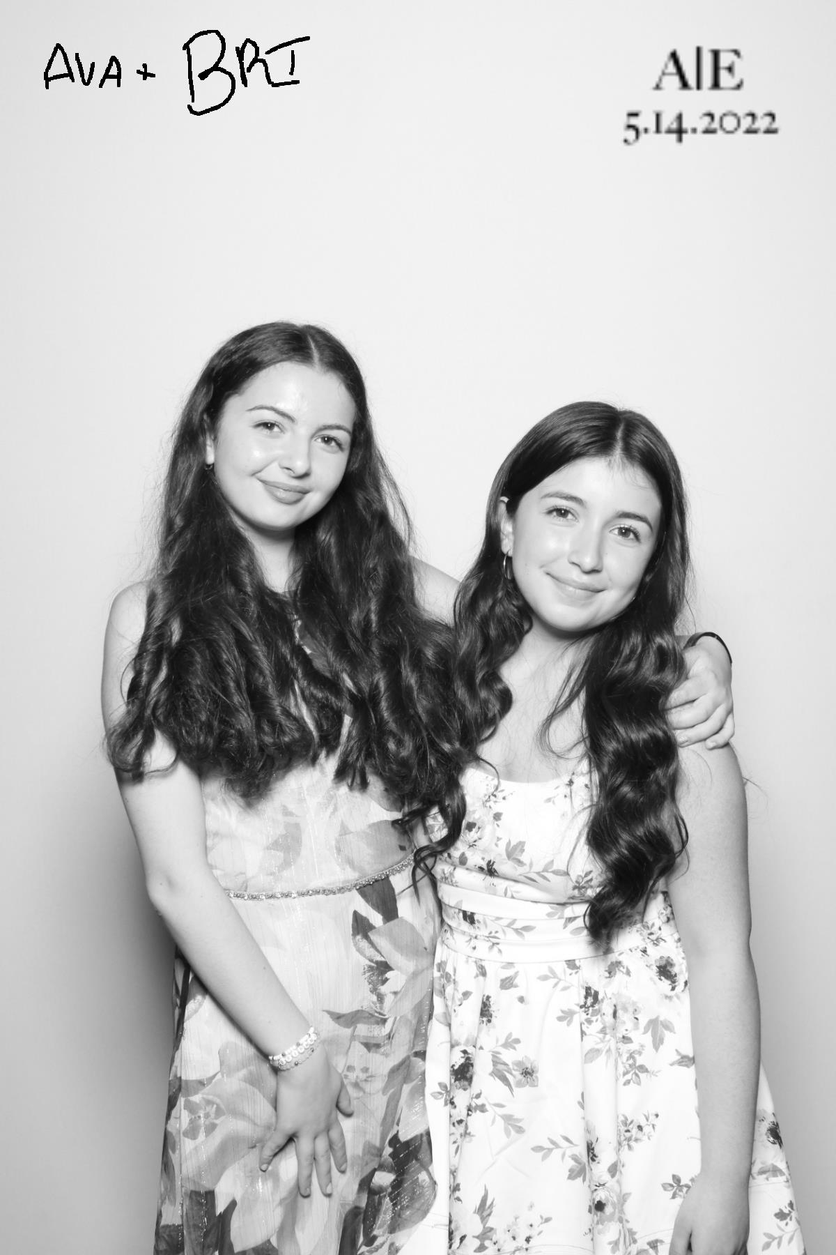 Alyssa + Elson  | View more photos from the event at gallery.myselfiemirror.ca/u/romanmyselfiemirrorca/Alyssa-Elson