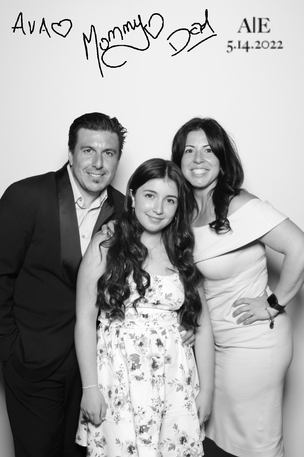 Alyssa + Elson  | View more photos from the event at gallery.myselfiemirror.ca/u/romanmyselfiemirrorca/Alyssa-Elson