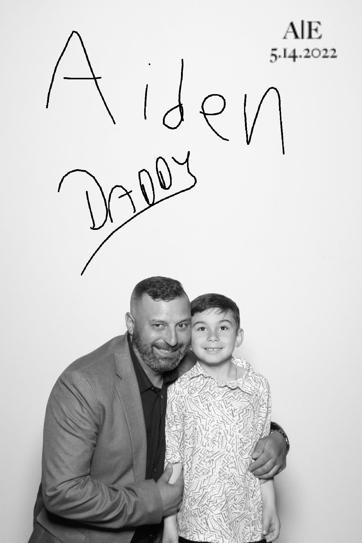 Alyssa + Elson  | View more photos from the event at gallery.myselfiemirror.ca/u/romanmyselfiemirrorca/Alyssa-Elson