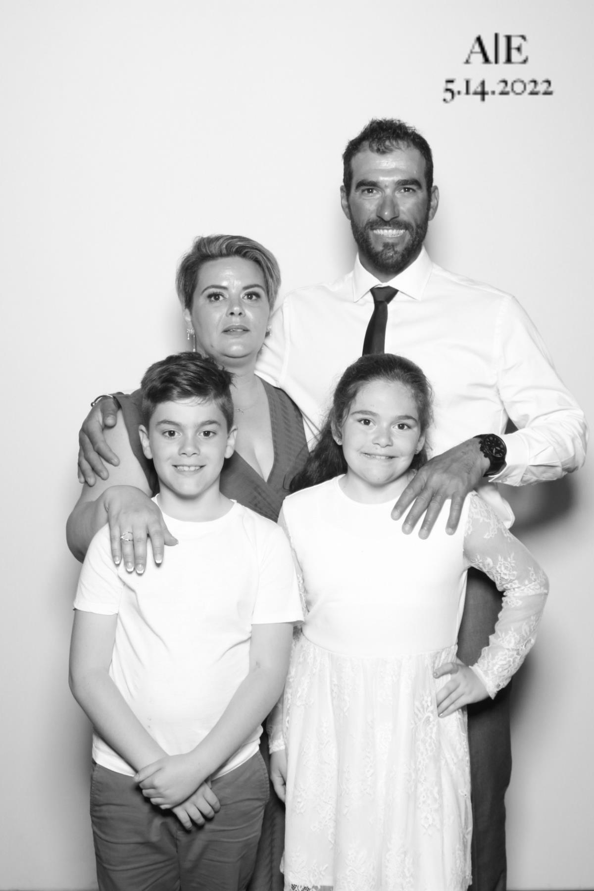 Alyssa + Elson  | View more photos from the event at gallery.myselfiemirror.ca/u/romanmyselfiemirrorca/Alyssa-Elson