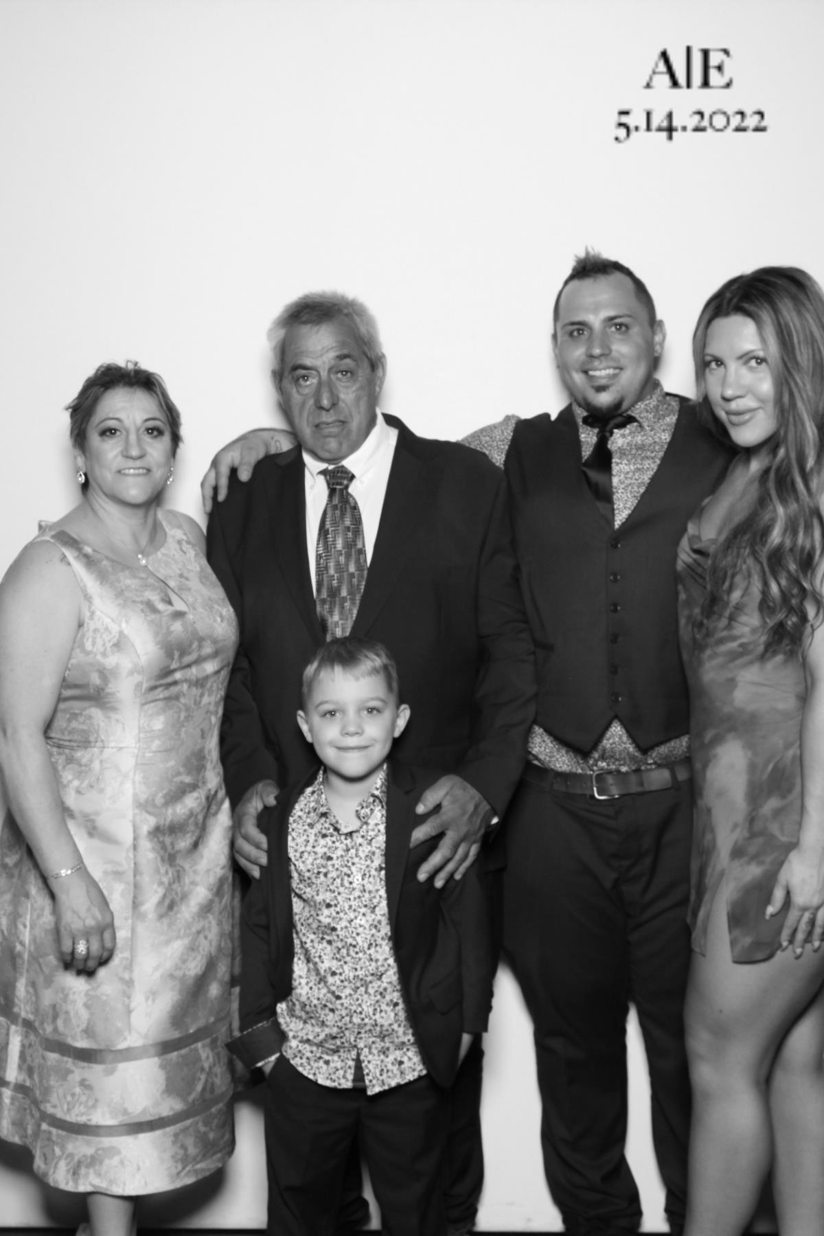 Alyssa + Elson  | View more photos from the event at gallery.myselfiemirror.ca/u/romanmyselfiemirrorca/Alyssa-Elson