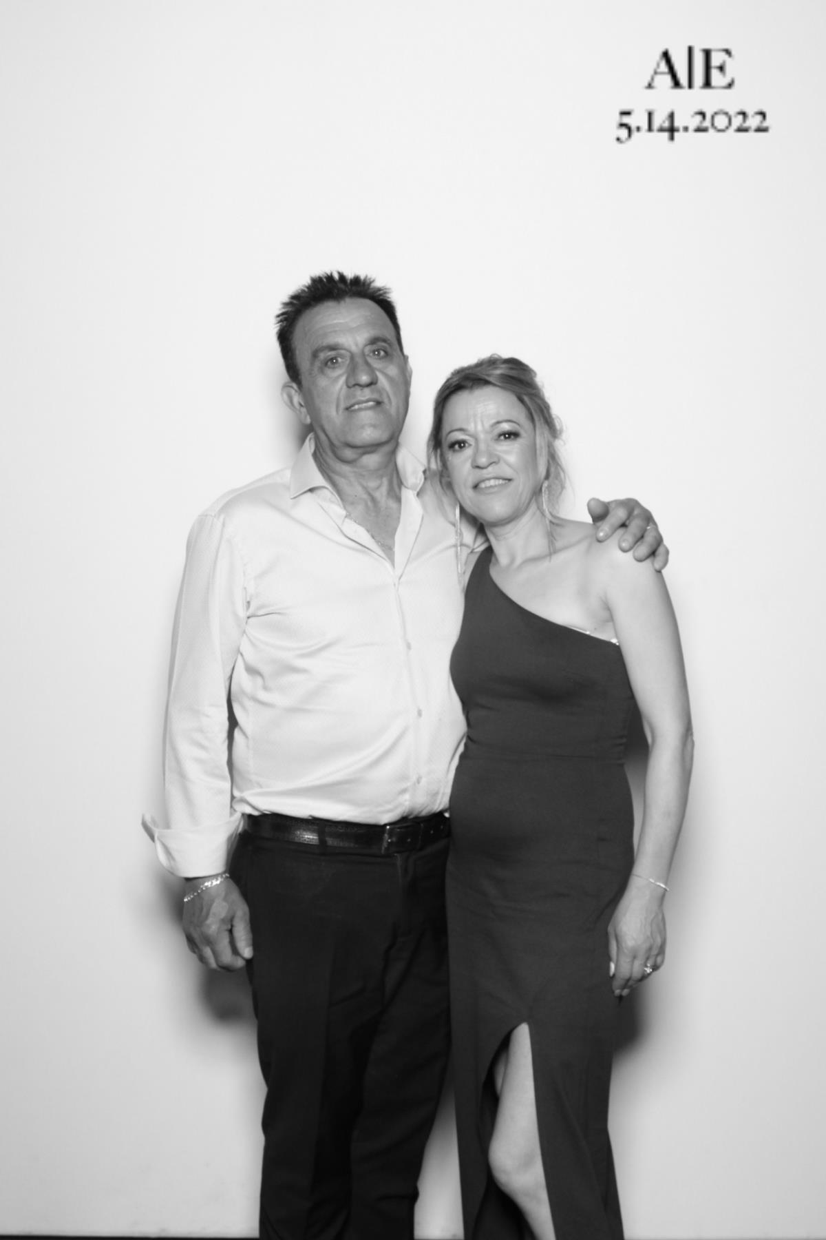 Alyssa + Elson  | View more photos from the event at gallery.myselfiemirror.ca/u/romanmyselfiemirrorca/Alyssa-Elson