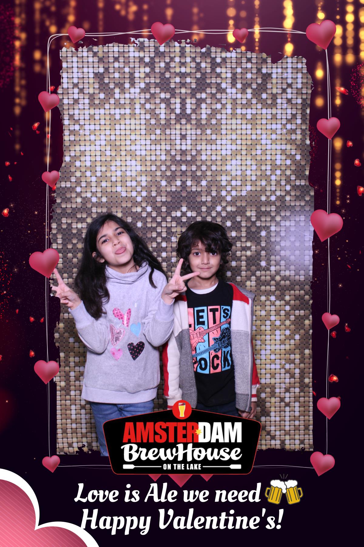 Amsterdam Brewery Valentine's Weekend  | View more photos from the event at gallery.myselfiemirror.ca/u/romanmyselfiemirrorca/Amsterdam-Brewery-Valentines-Weekend