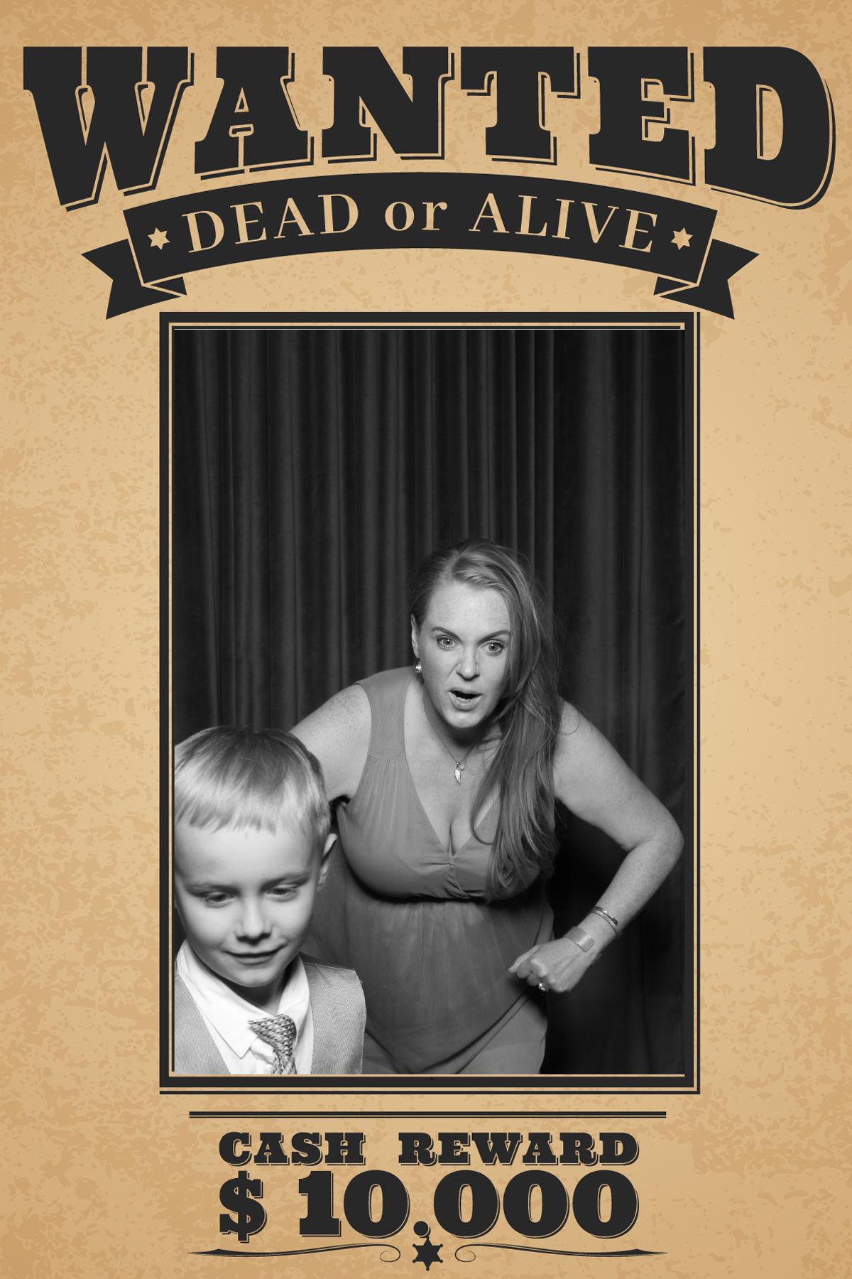 Andrea & Eric | View more photos from the event at gallery.myselfiemirror.ca/u/romanmyselfiemirrorca/Andrea-Eric