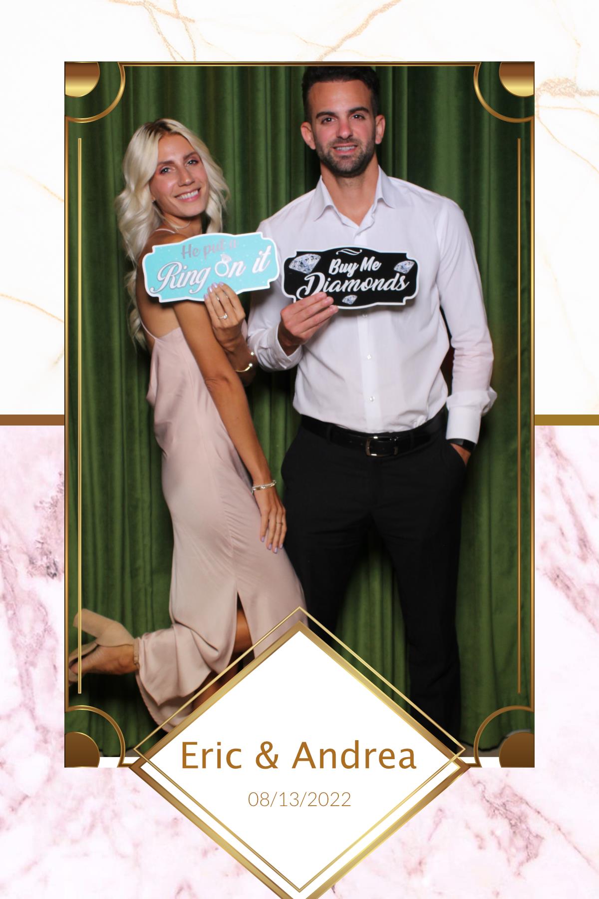 Andrea & Eric | View more photos from the event at gallery.myselfiemirror.ca/u/romanmyselfiemirrorca/Andrea-Eric