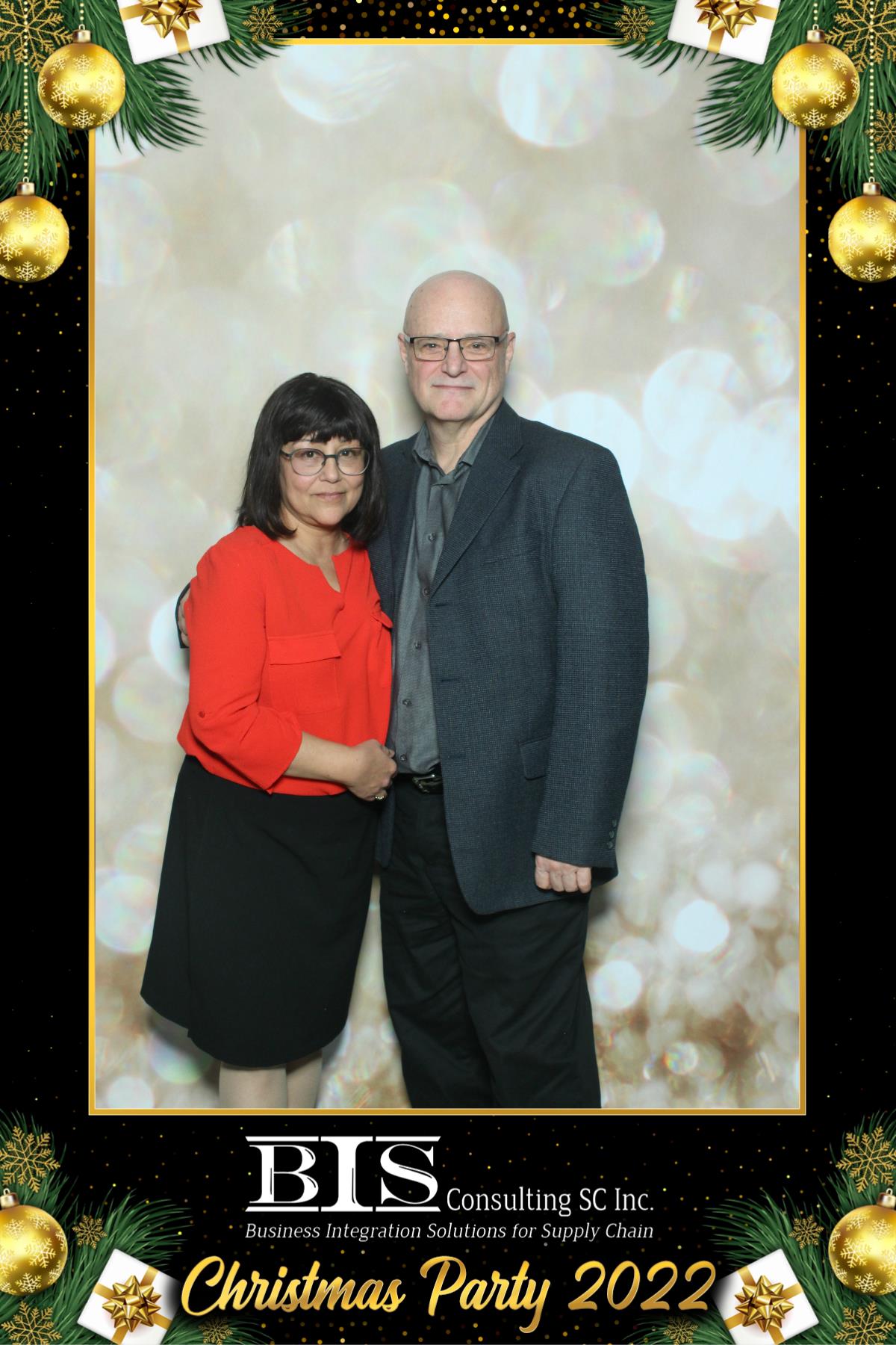 BIS Christmas Party | View more photos from the event at gallery.myselfiemirror.ca/u/romanmyselfiemirrorca/BIS-Christmas-Party