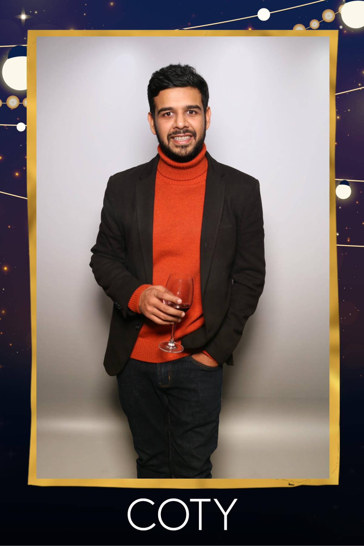 COTY Holiday Party | View more photos from the event at gallery.myselfiemirror.ca/u/romanmyselfiemirrorca/COTY-Holiday-Party