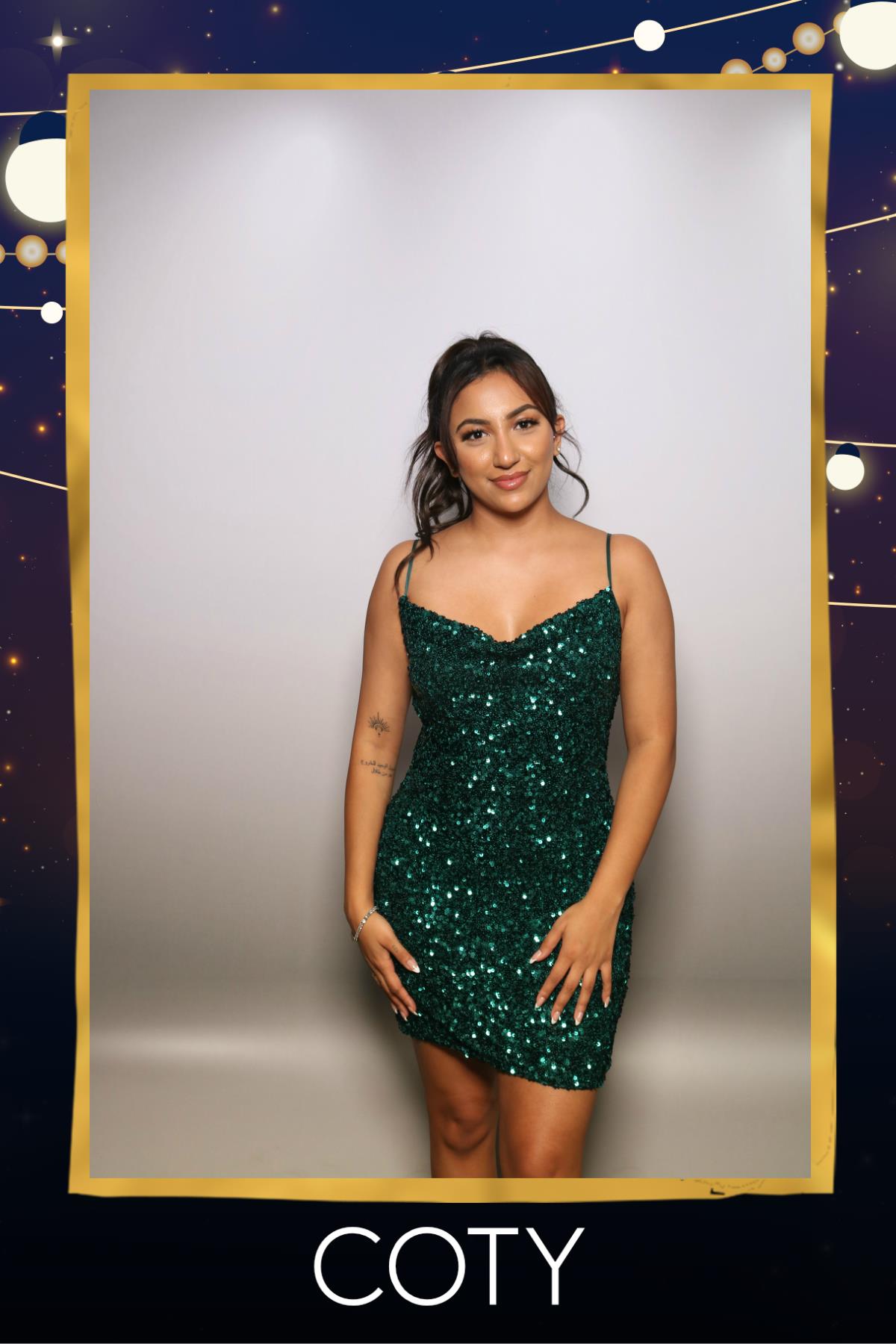 COTY Holiday Party | View more photos from the event at gallery.myselfiemirror.ca/u/romanmyselfiemirrorca/COTY-Holiday-Party