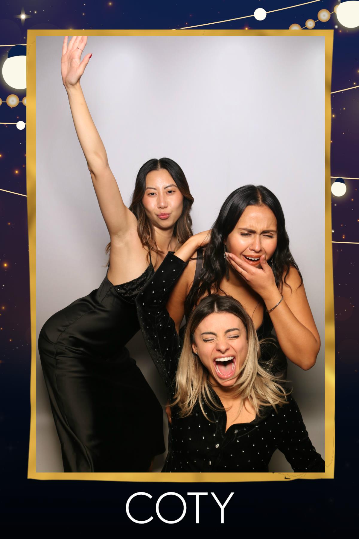 COTY Holiday Party | View more photos from the event at gallery.myselfiemirror.ca/u/romanmyselfiemirrorca/COTY-Holiday-Party