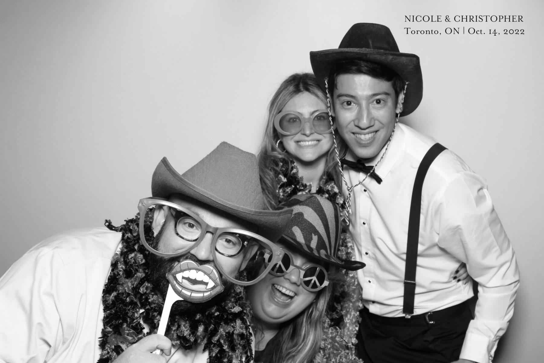 Christopher & Nicole | View more photos from the event at gallery.myselfiemirror.ca/u/romanmyselfiemirrorca/Christopher-Nicole