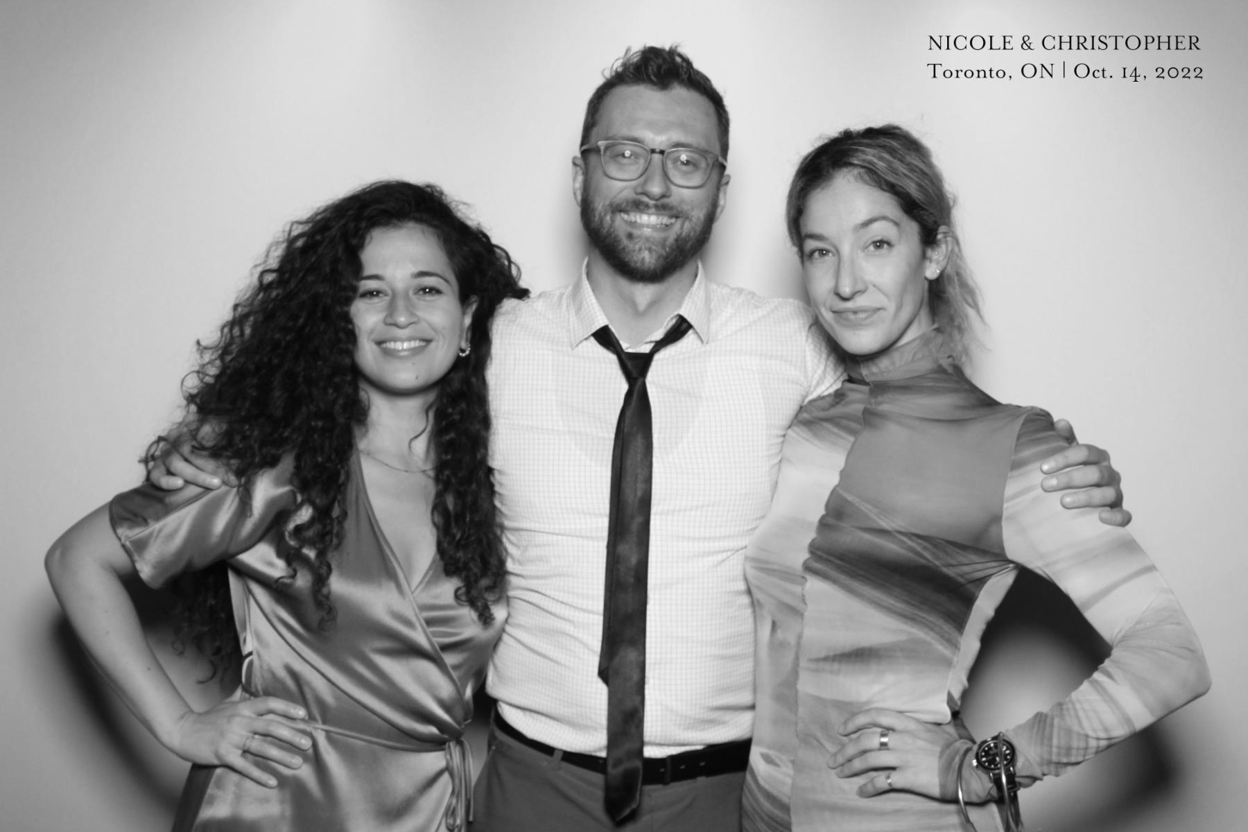 Christopher & Nicole | View more photos from the event at gallery.myselfiemirror.ca/u/romanmyselfiemirrorca/Christopher-Nicole