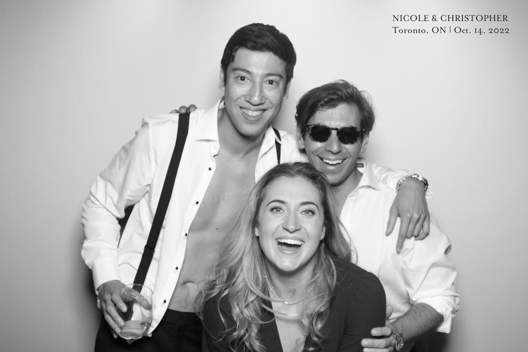 Christopher & Nicole | View more photos from the event at gallery.myselfiemirror.ca/u/romanmyselfiemirrorca/Christopher-Nicole