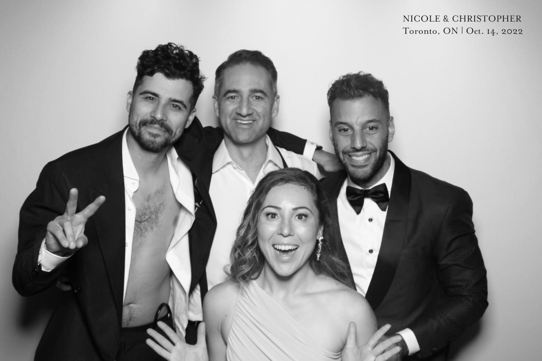 Christopher & Nicole | View more photos from the event at gallery.myselfiemirror.ca/u/romanmyselfiemirrorca/Christopher-Nicole