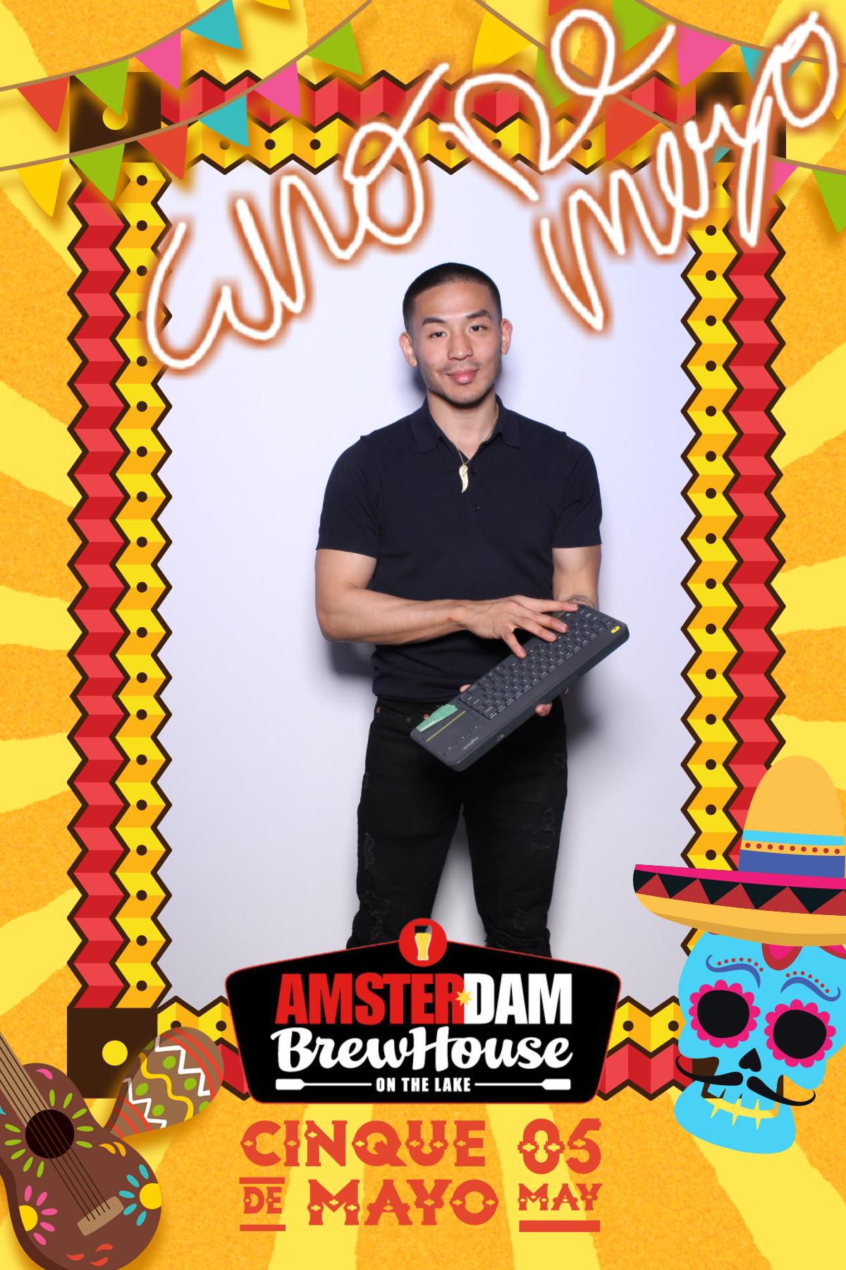 Cinco De Mayo | View more photos from the event at gallery.myselfiemirror.ca/u/romanmyselfiemirrorca/Cinco-De-Mayo