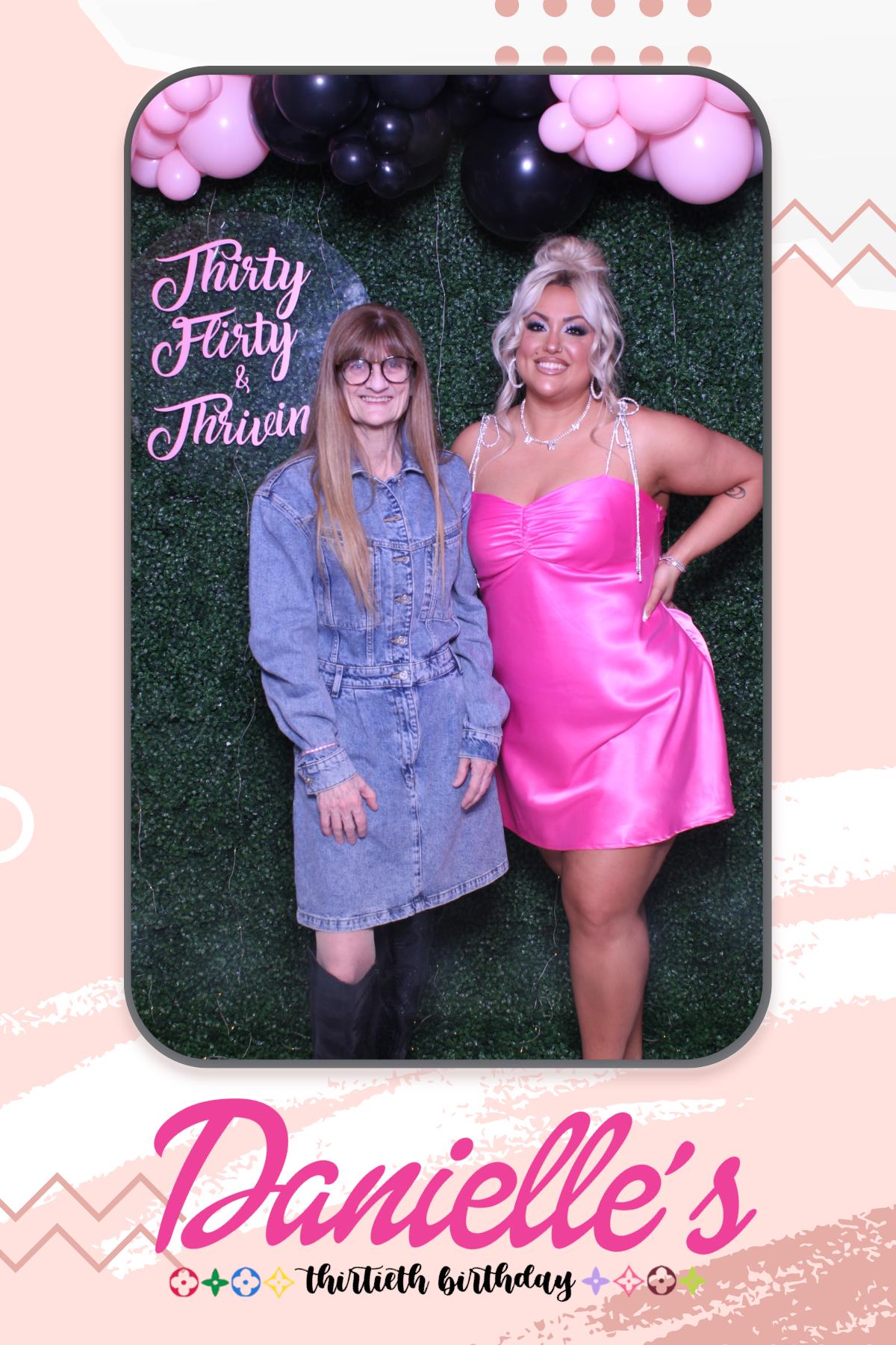 Danielle's 30th Birthday  | View more photos from the event at gallery.myselfiemirror.ca/u/romanmyselfiemirrorca/Danielles-30th-Birthday