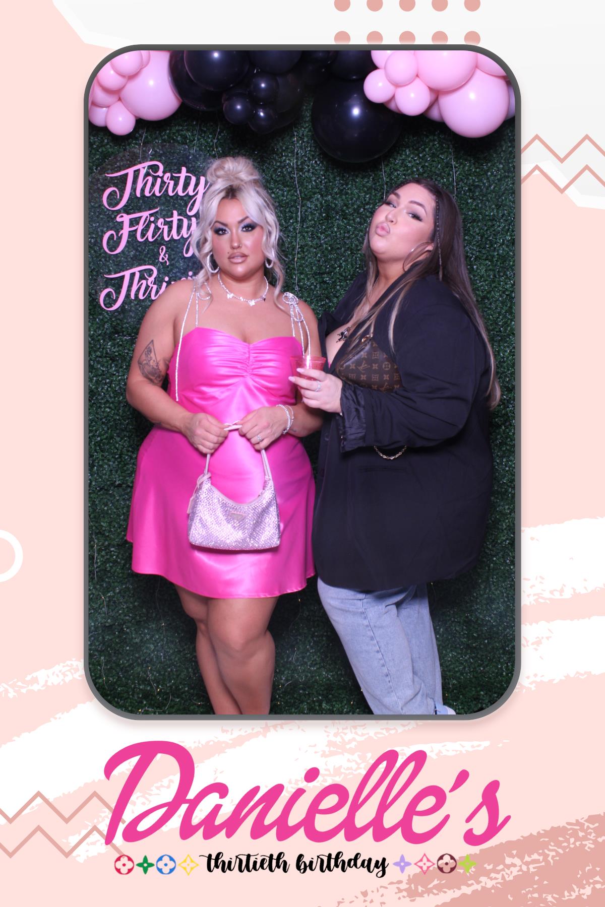 Danielle's 30th Birthday  | View more photos from the event at gallery.myselfiemirror.ca/u/romanmyselfiemirrorca/Danielles-30th-Birthday