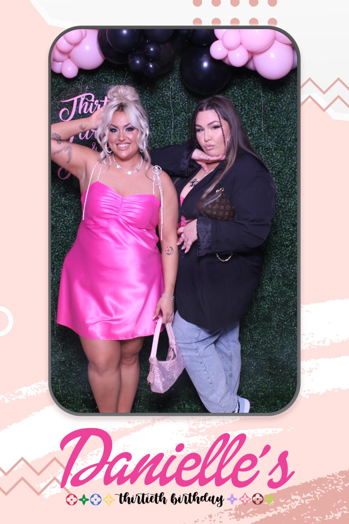 Danielle's 30th Birthday  | View more photos from the event at gallery.myselfiemirror.ca/u/romanmyselfiemirrorca/Danielles-30th-Birthday