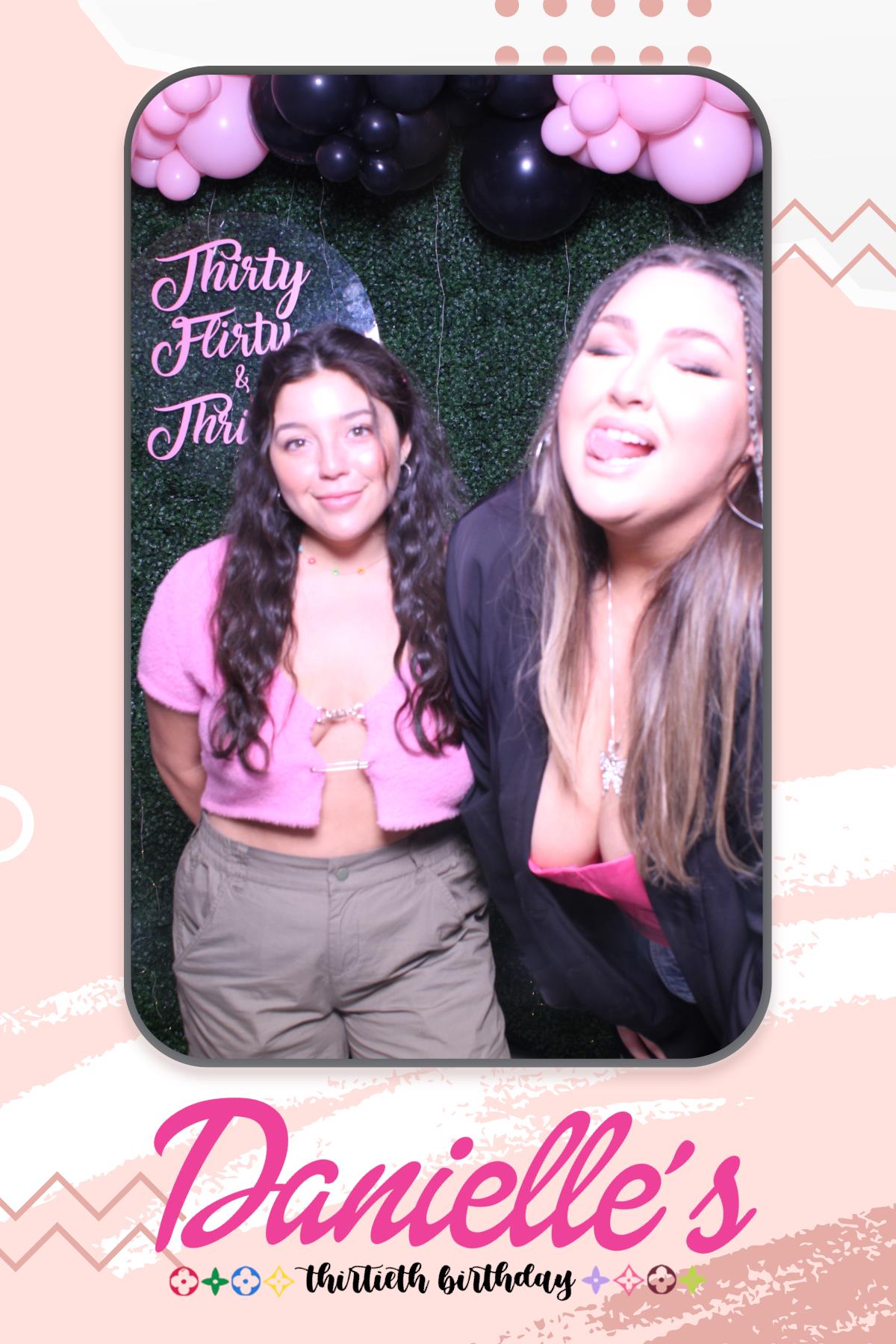 Danielle's 30th Birthday  | View more photos from the event at gallery.myselfiemirror.ca/u/romanmyselfiemirrorca/Danielles-30th-Birthday