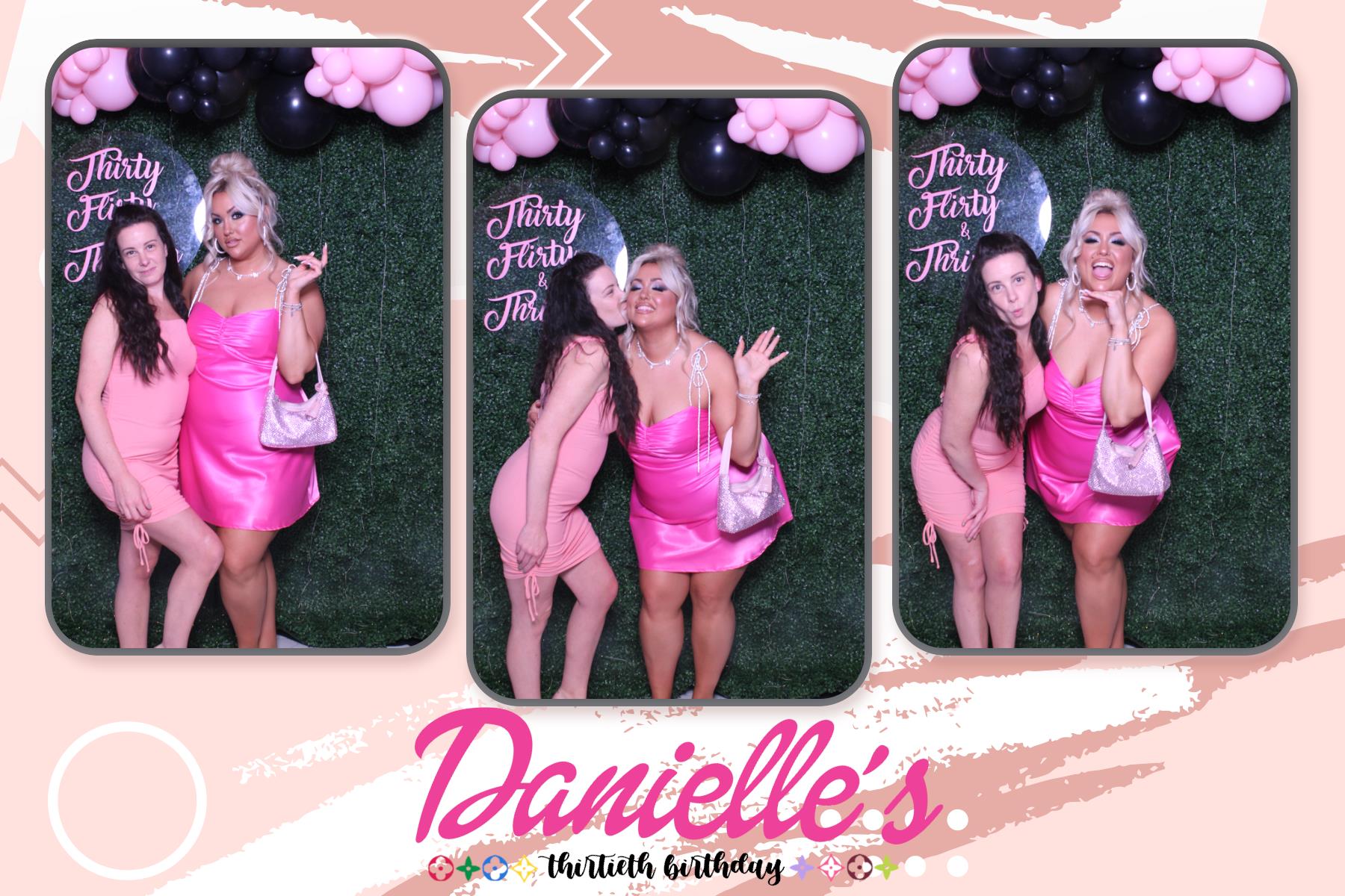 Danielle's 30th Birthday  | View more photos from the event at gallery.myselfiemirror.ca/u/romanmyselfiemirrorca/Danielles-30th-Birthday