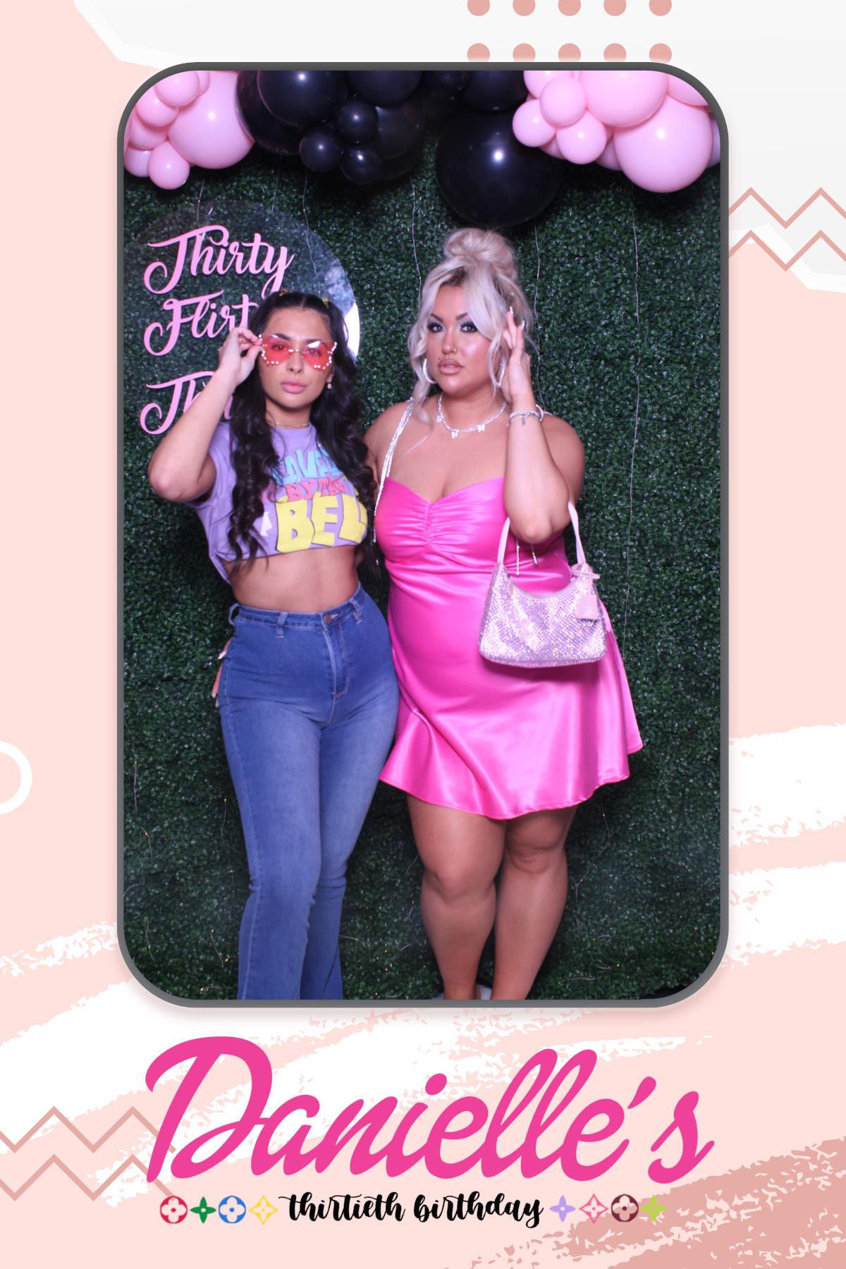 Danielle's 30th Birthday  | View more photos from the event at gallery.myselfiemirror.ca/u/romanmyselfiemirrorca/Danielles-30th-Birthday