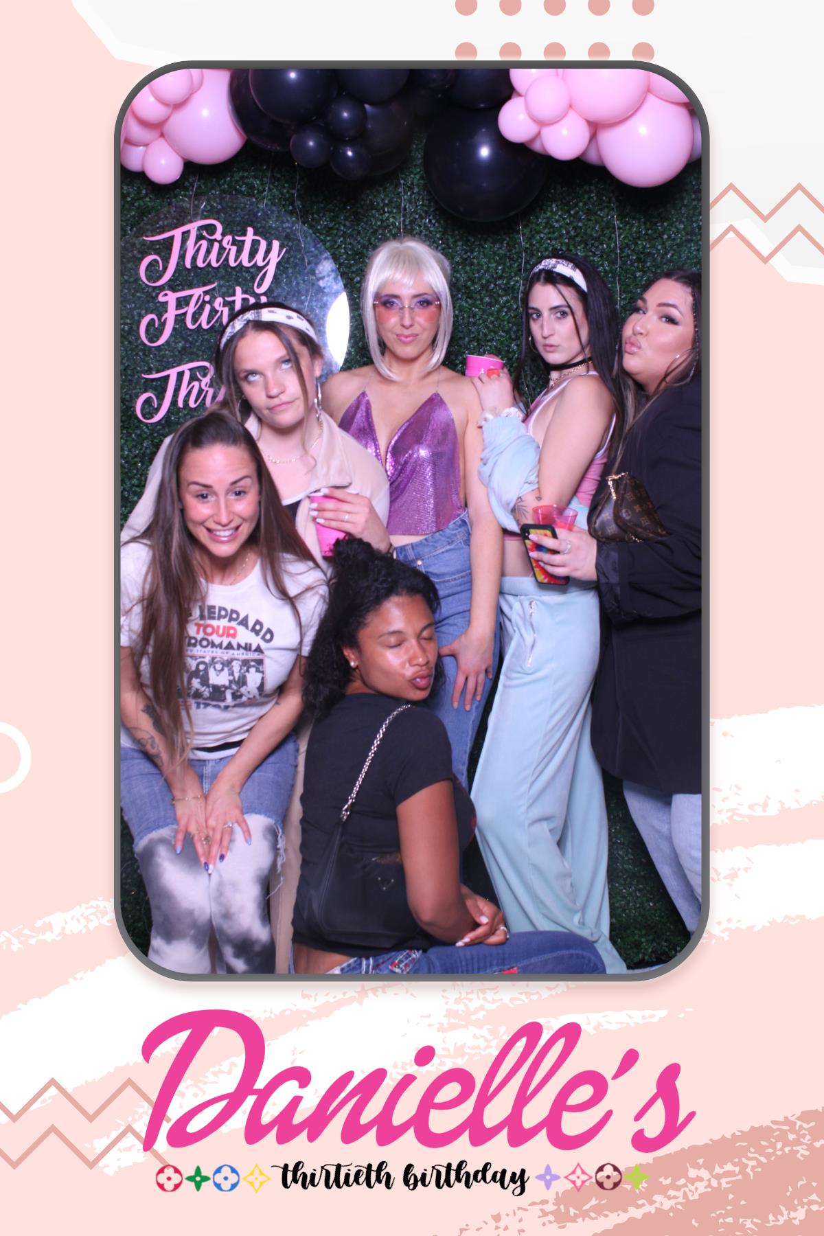 Danielle's 30th Birthday  | View more photos from the event at gallery.myselfiemirror.ca/u/romanmyselfiemirrorca/Danielles-30th-Birthday