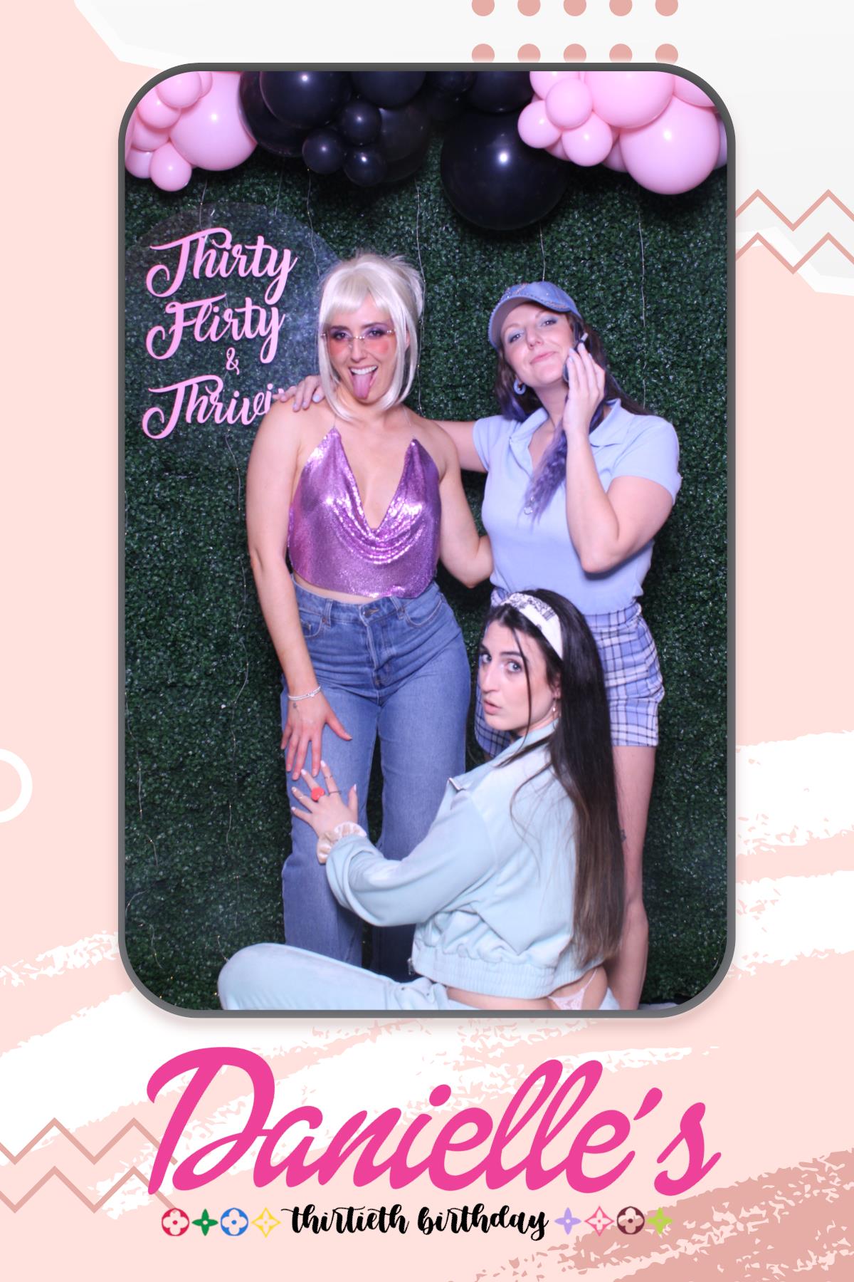 Danielle's 30th Birthday  | View more photos from the event at gallery.myselfiemirror.ca/u/romanmyselfiemirrorca/Danielles-30th-Birthday