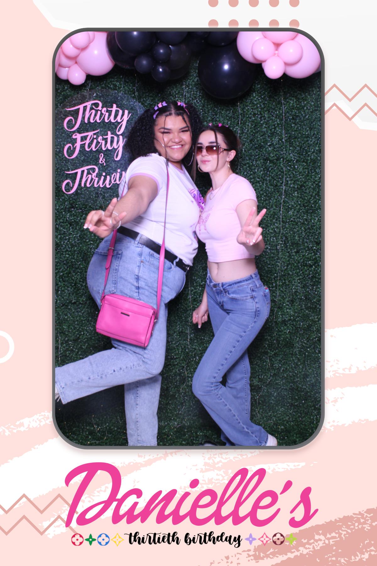 Danielle's 30th Birthday  | View more photos from the event at gallery.myselfiemirror.ca/u/romanmyselfiemirrorca/Danielles-30th-Birthday