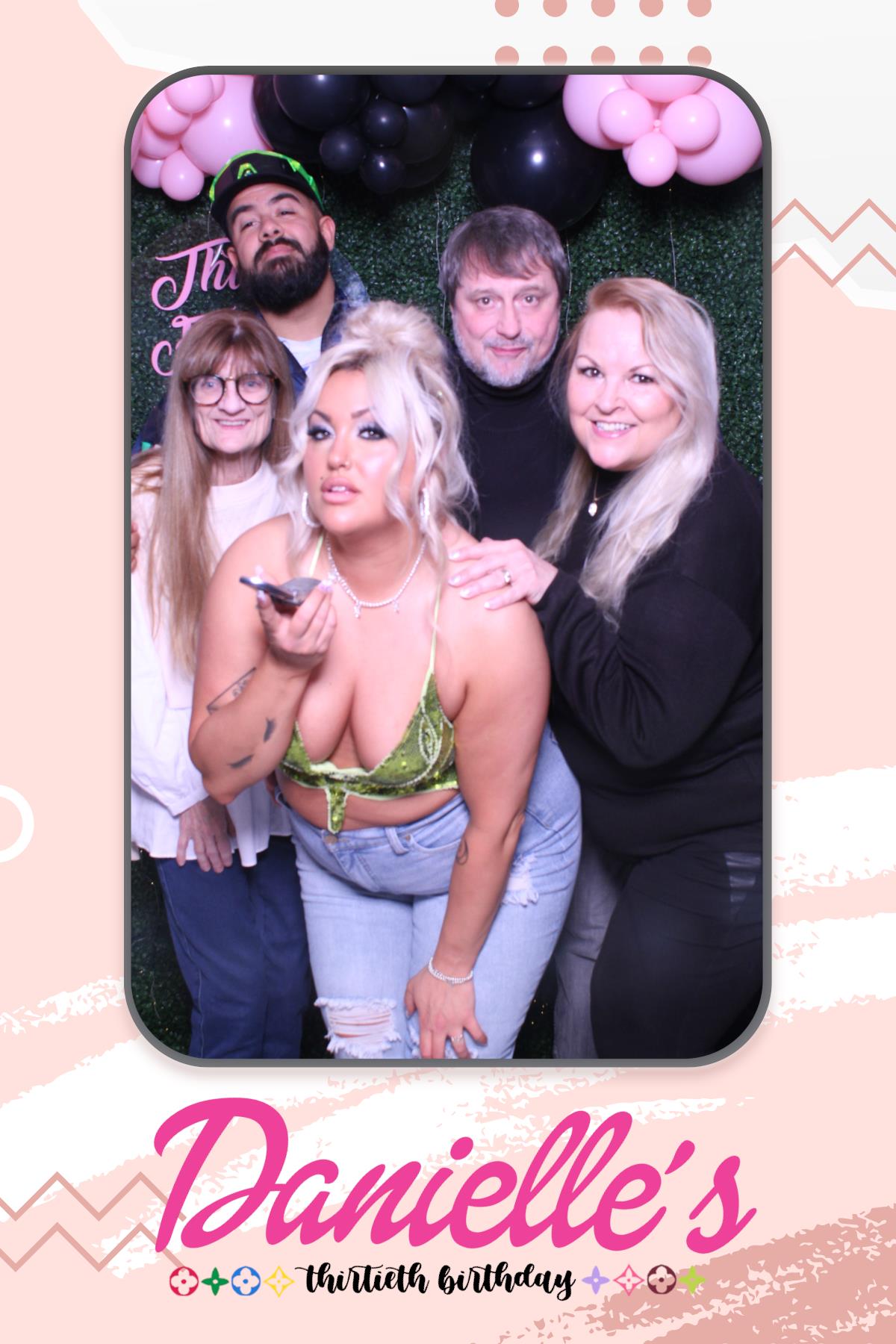 Danielle's 30th Birthday  | View more photos from the event at gallery.myselfiemirror.ca/u/romanmyselfiemirrorca/Danielles-30th-Birthday