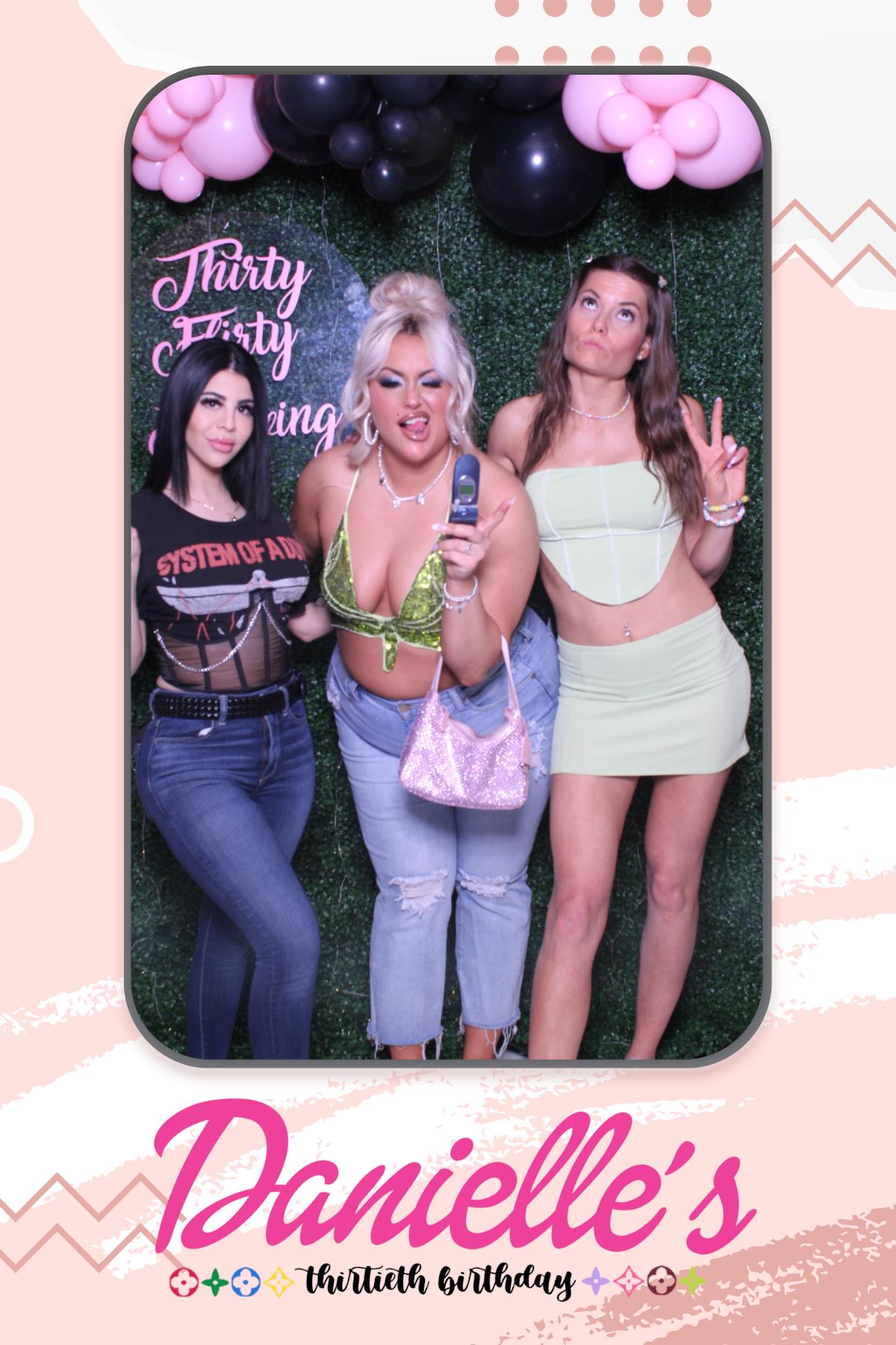 Danielle's 30th Birthday  | View more photos from the event at gallery.myselfiemirror.ca/u/romanmyselfiemirrorca/Danielles-30th-Birthday