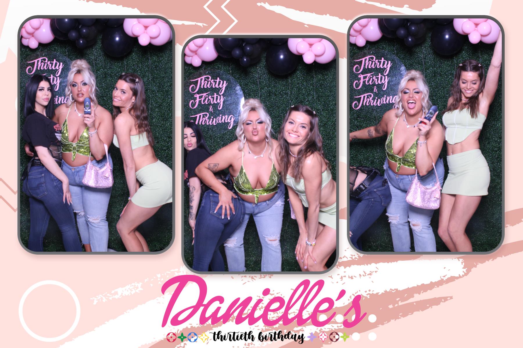 Danielle's 30th Birthday  | View more photos from the event at gallery.myselfiemirror.ca/u/romanmyselfiemirrorca/Danielles-30th-Birthday