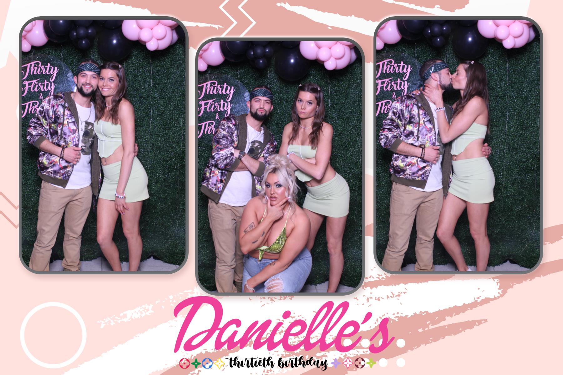 Danielle's 30th Birthday  | View more photos from the event at gallery.myselfiemirror.ca/u/romanmyselfiemirrorca/Danielles-30th-Birthday