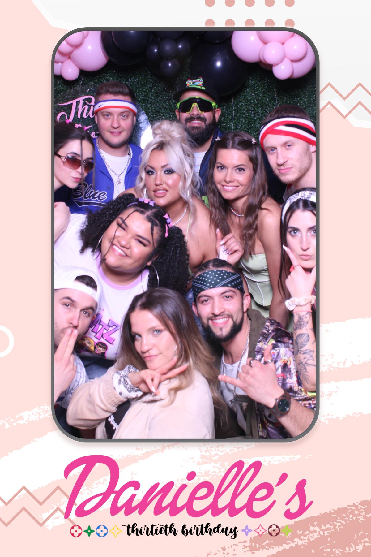 Danielle's 30th Birthday  | View more photos from the event at gallery.myselfiemirror.ca/u/romanmyselfiemirrorca/Danielles-30th-Birthday